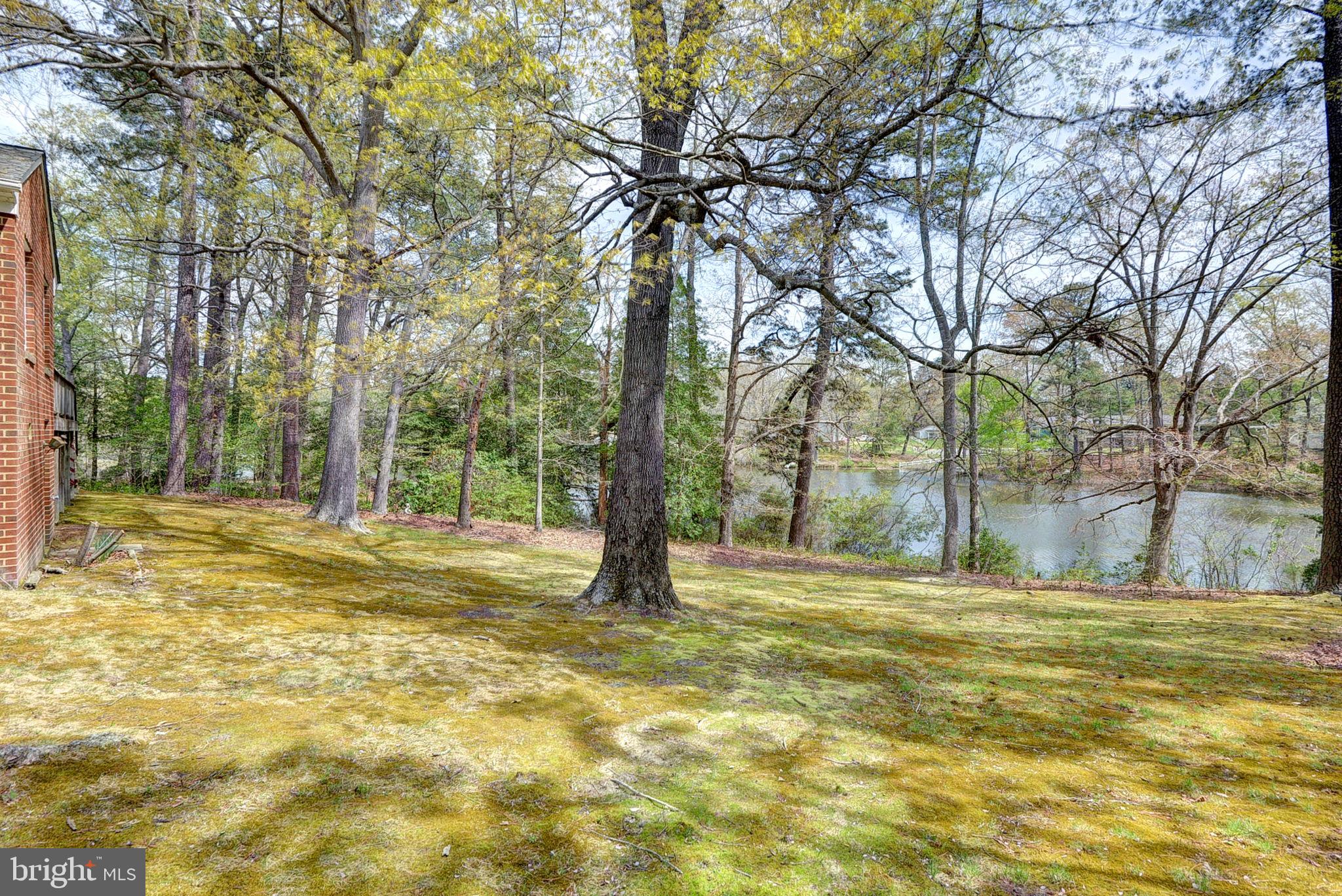 MIRROR LAKE ESTATES - Residential