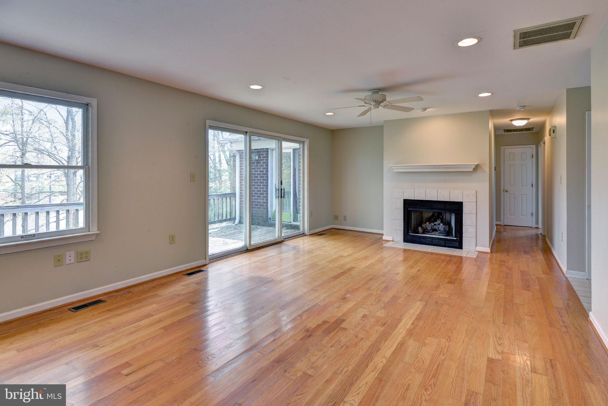 MIRROR LAKE ESTATES - Residential