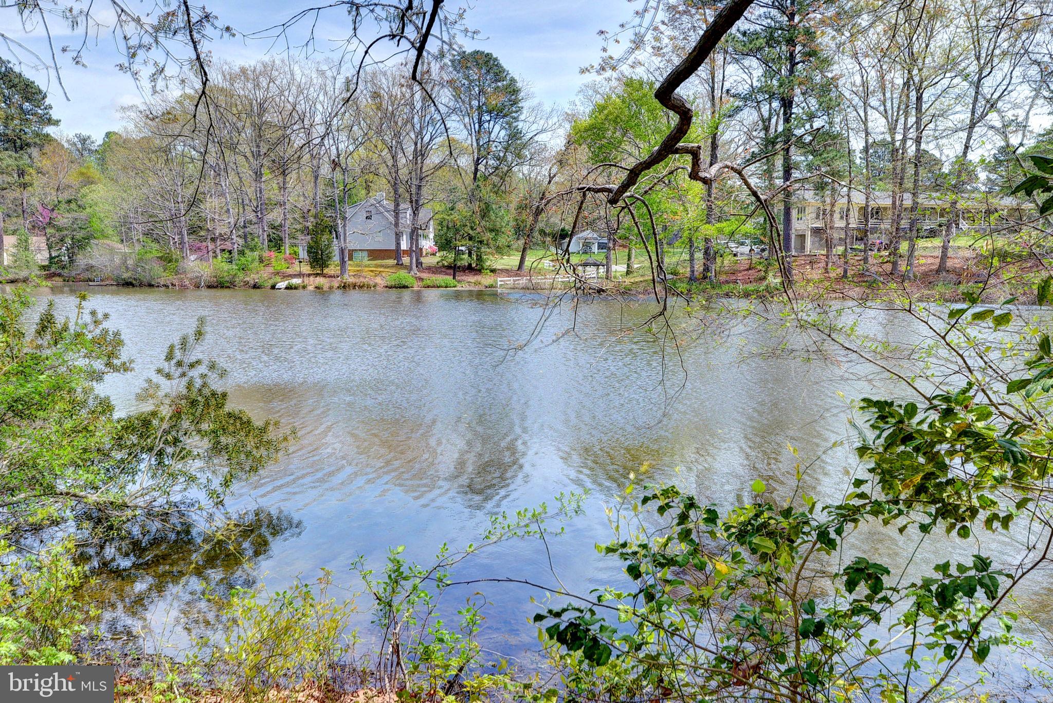 MIRROR LAKE ESTATES - Residential