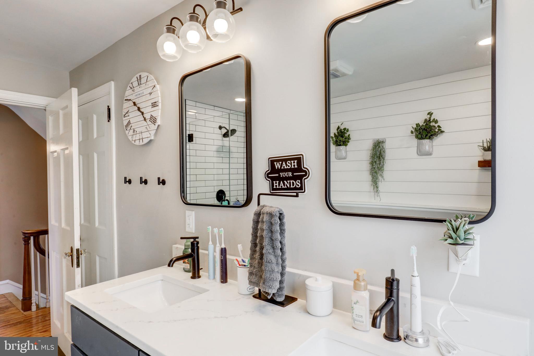 NEW HOLLAND BOROUGH - Residential