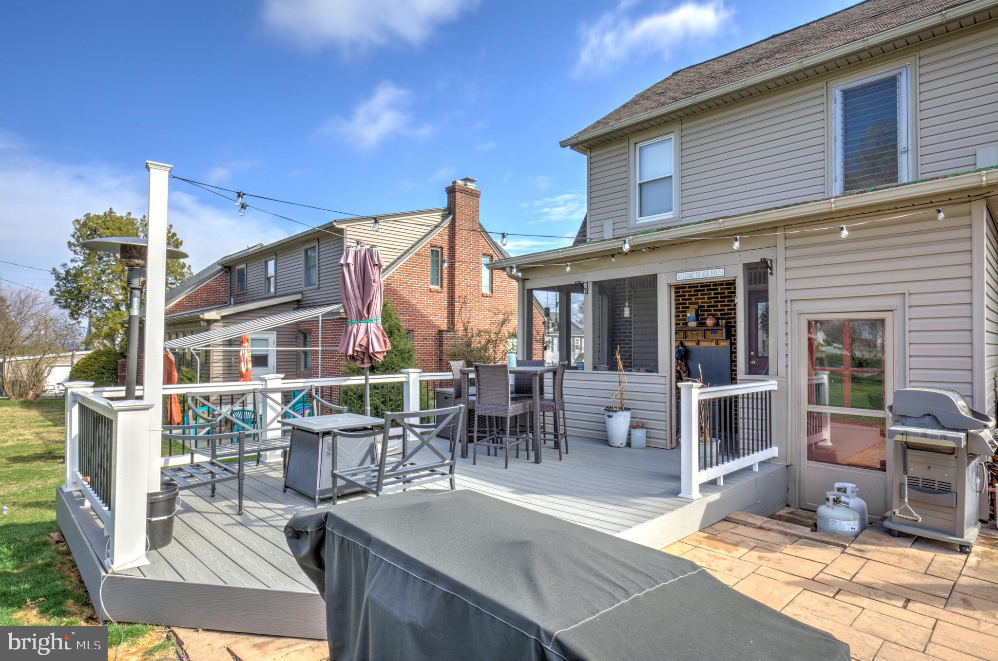 NEW HOLLAND BOROUGH - Residential