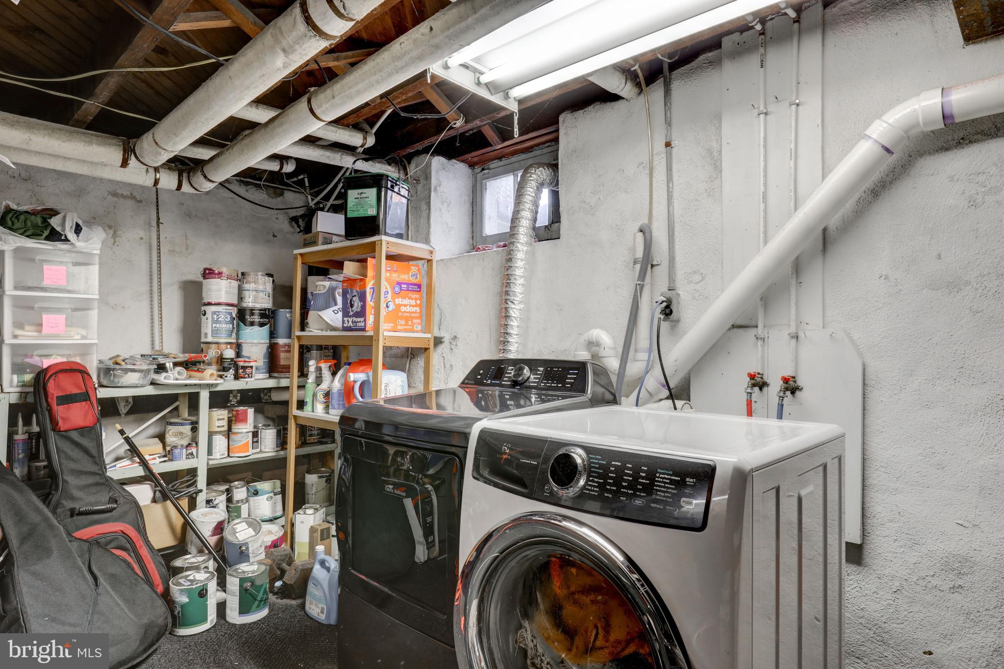 NEW HOLLAND BOROUGH - Residential