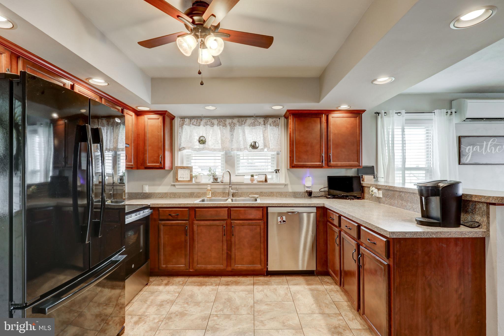 NEW HOLLAND BOROUGH - Residential