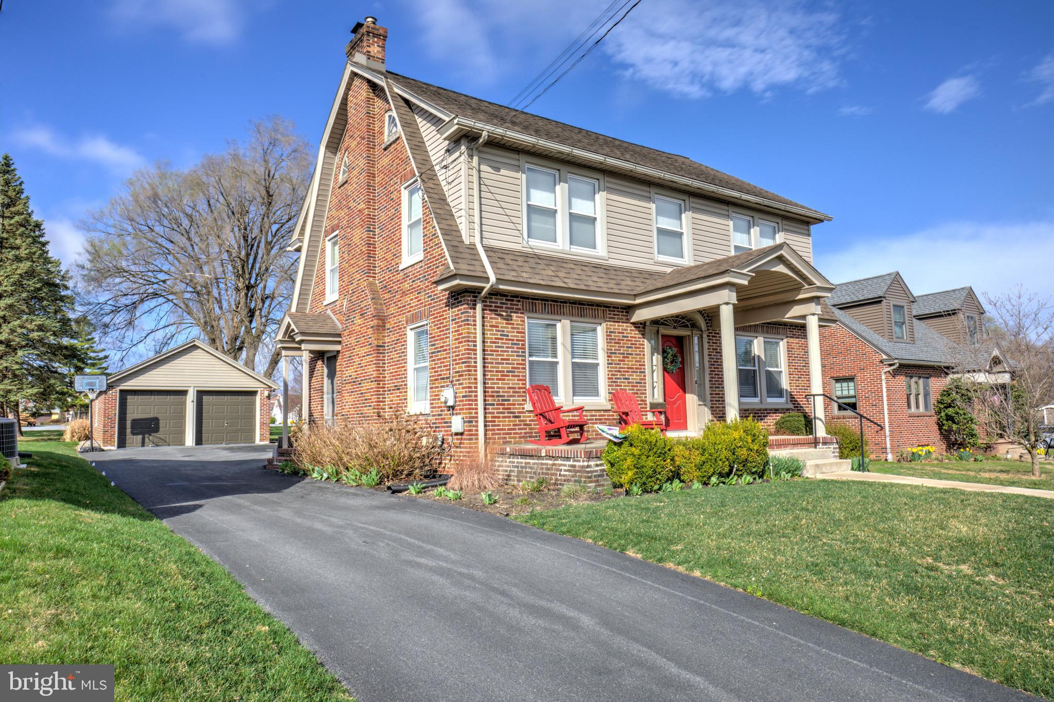 NEW HOLLAND BOROUGH - Residential