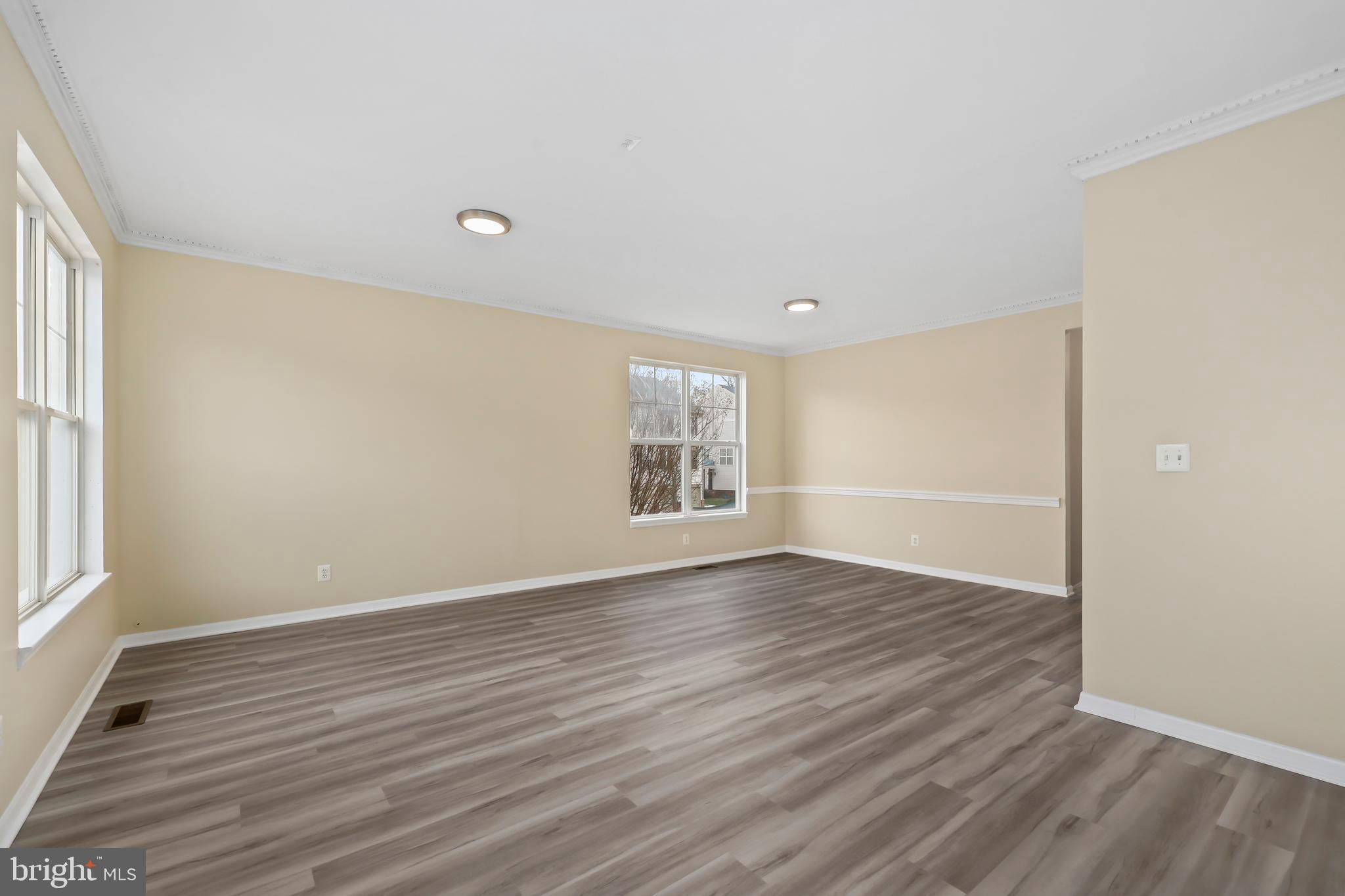 BROADLANDS - Residential