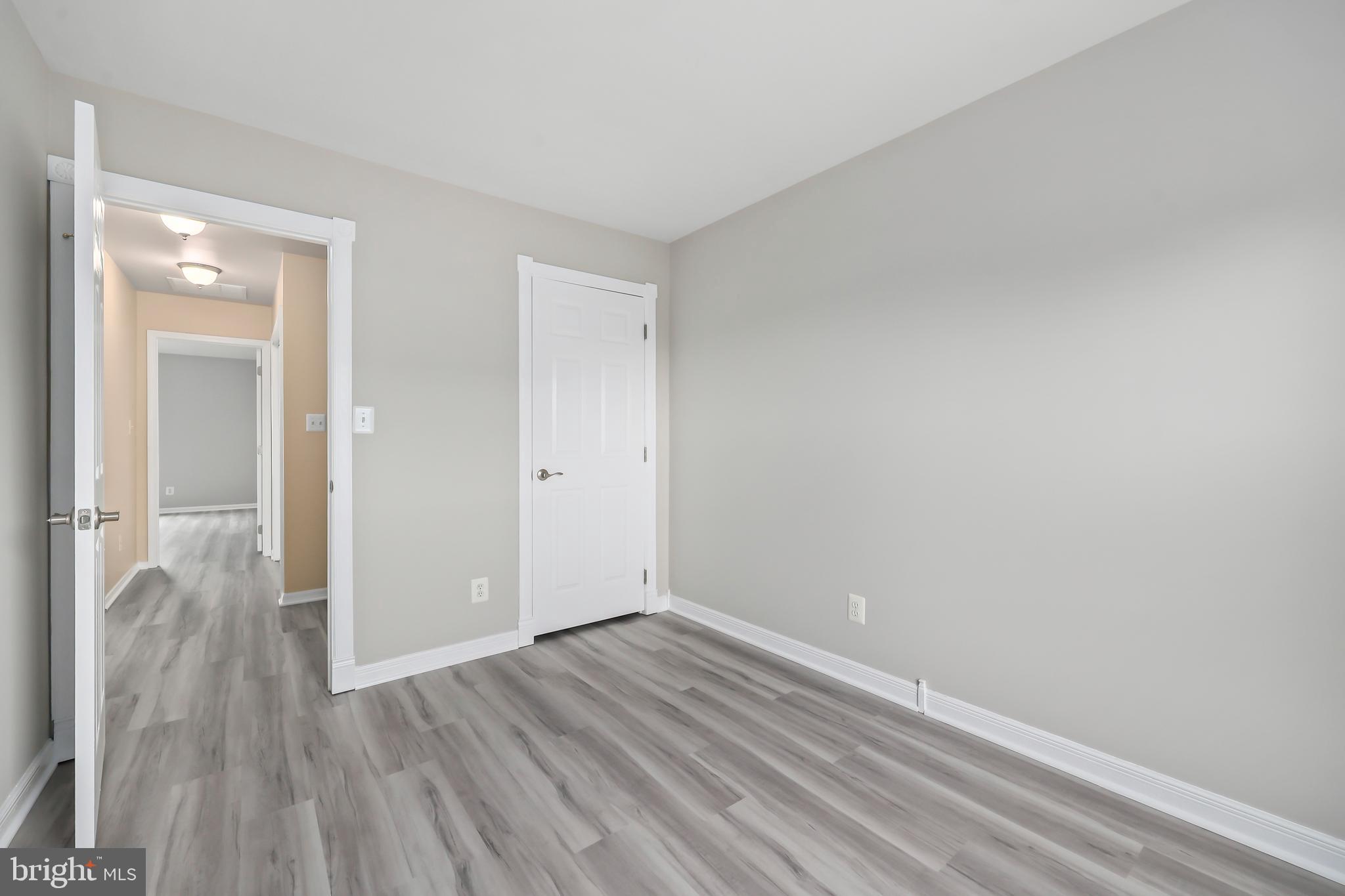 BROADLANDS - Residential