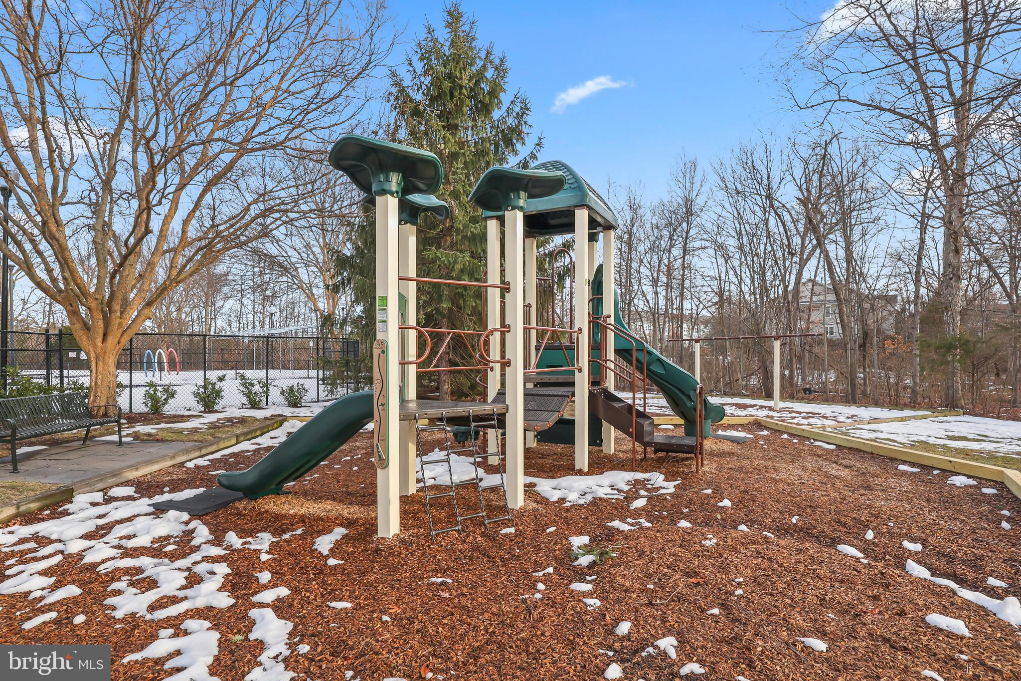 BROADLANDS - Residential