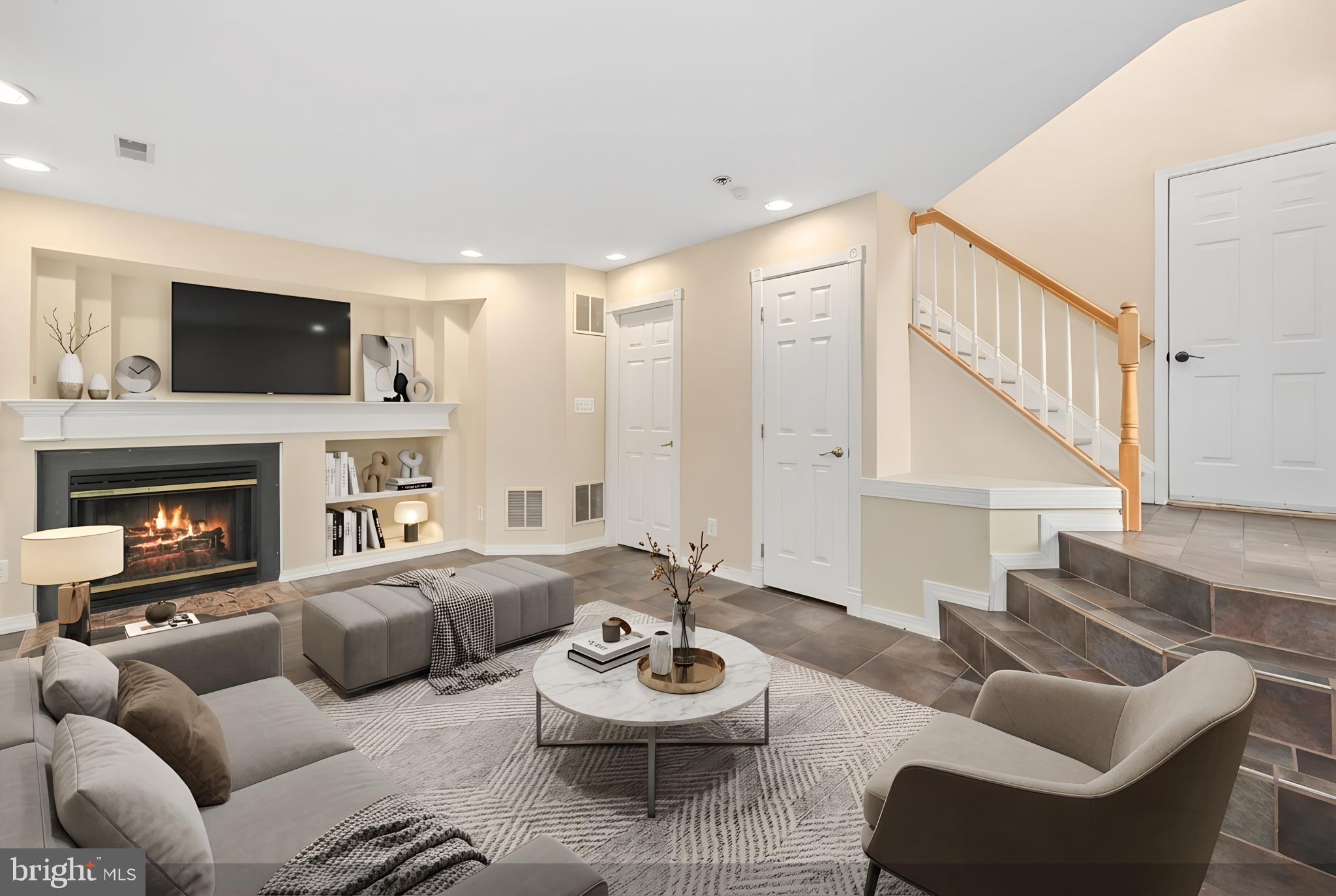 BROADLANDS - Residential