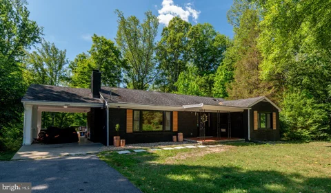 MLS: MDCH2055690