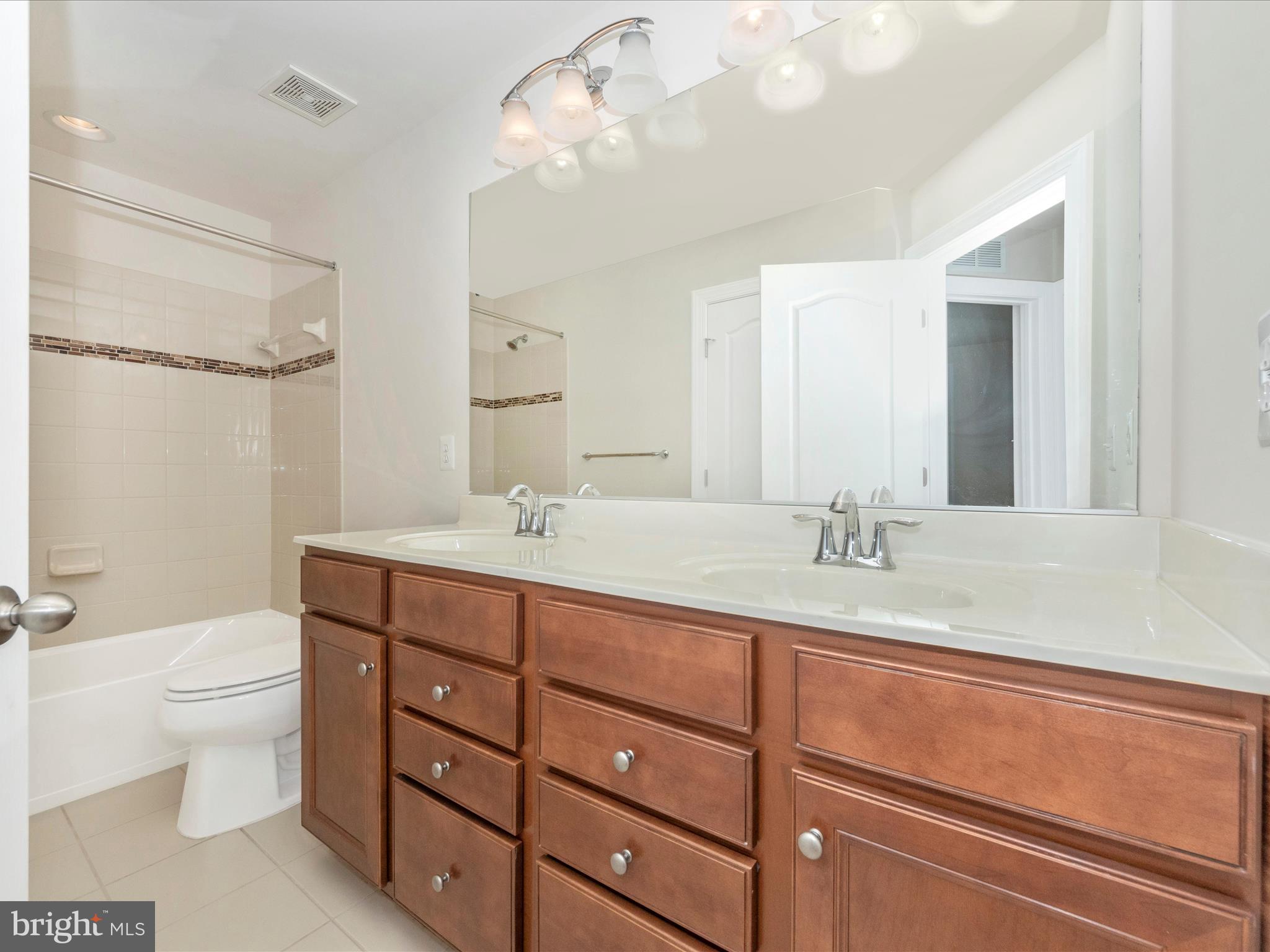 BALK HILL VILLAGE - Residential Lease