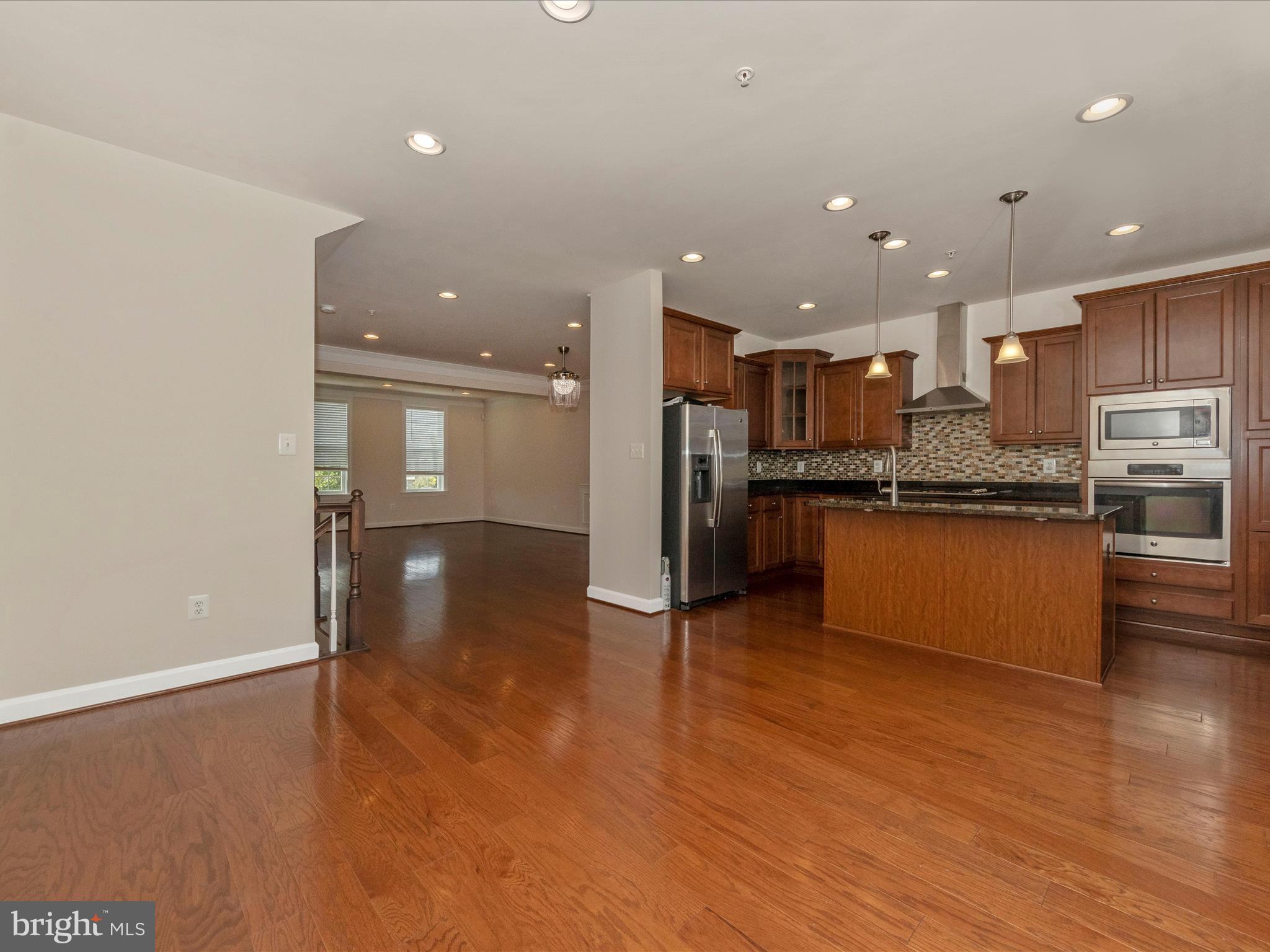 BALK HILL VILLAGE - Residential Lease