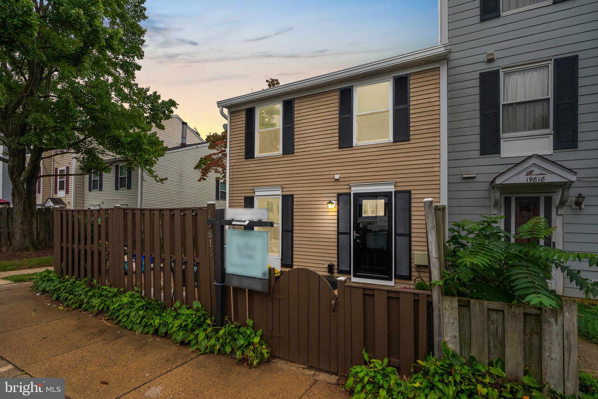 CHURCHILL TOWN SECTOR - Residential