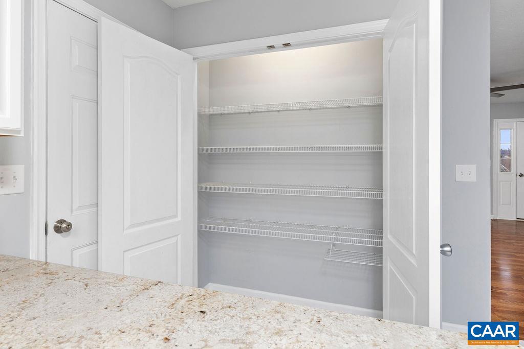 TEAVERTON - Residential