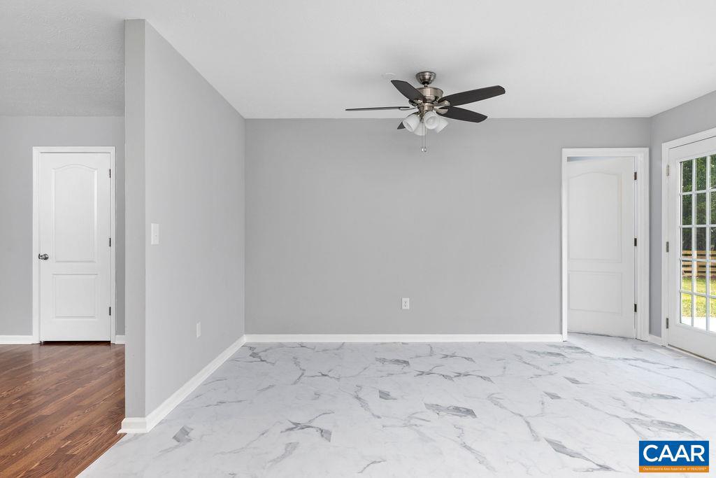 TEAVERTON - Residential