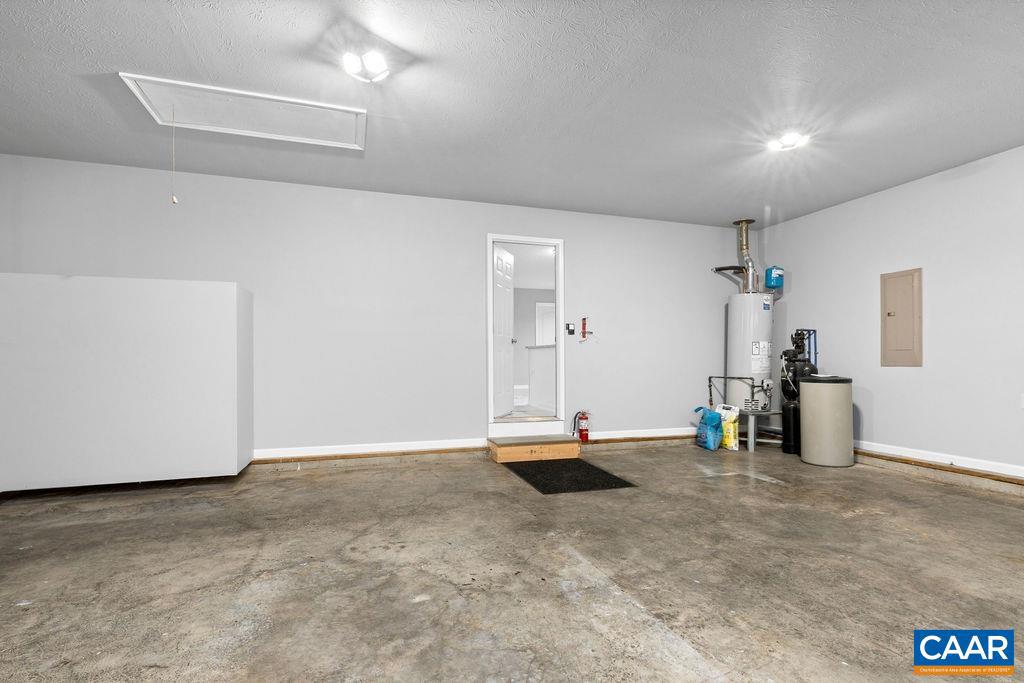 TEAVERTON - Residential