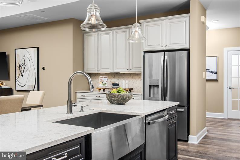 GREYSTONE - Residential