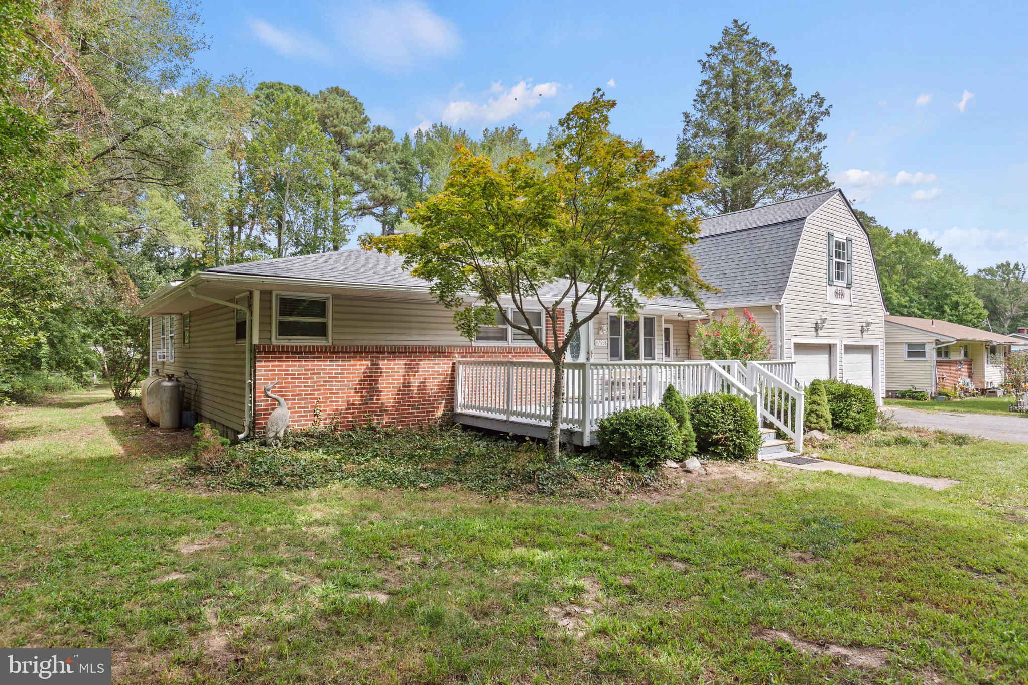 47938 JANET LANE
