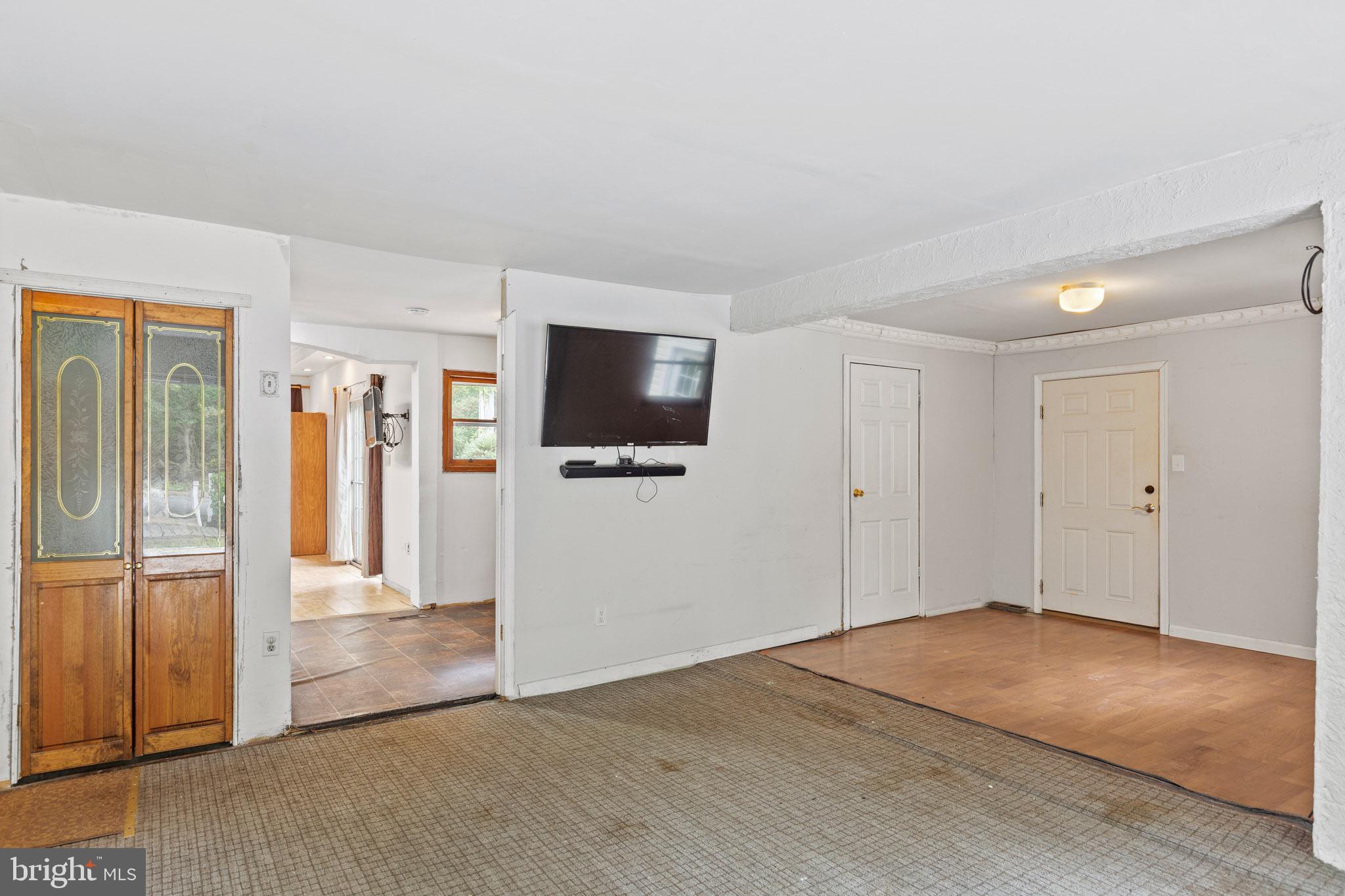 47938 JANET LANE