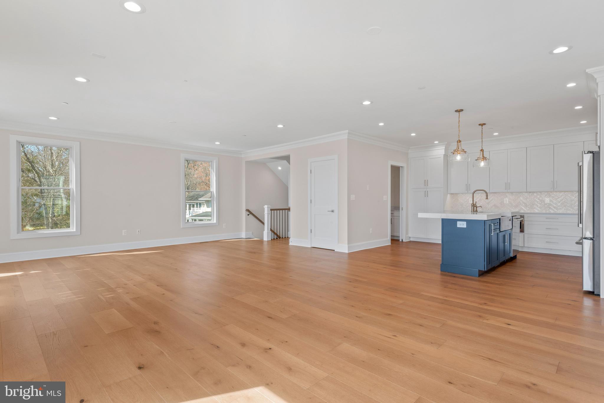 SELBY ON THE BAY - Residential