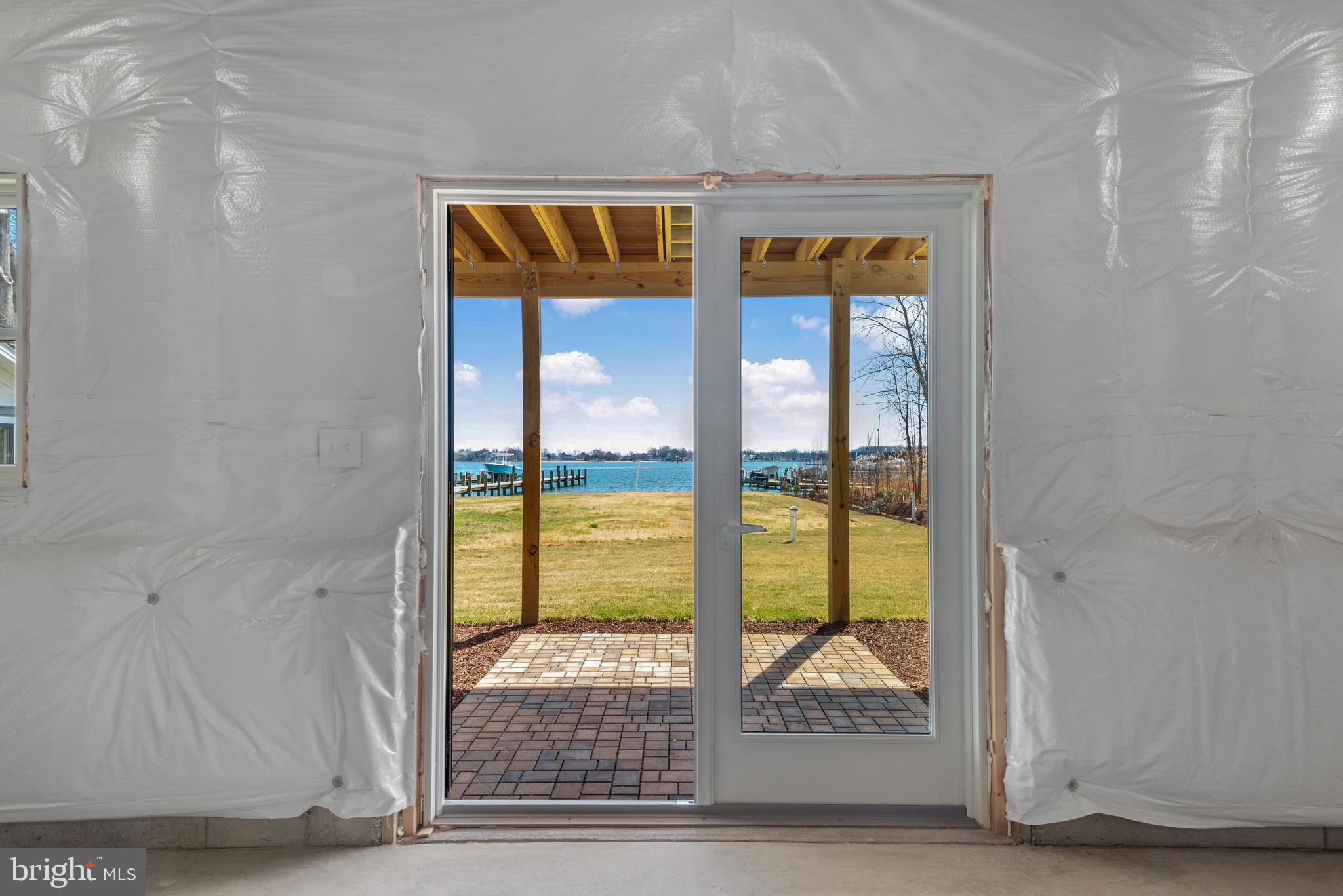 SELBY ON THE BAY - Residential