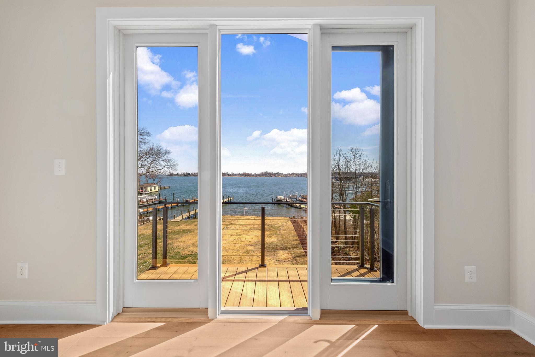 SELBY ON THE BAY - Residential