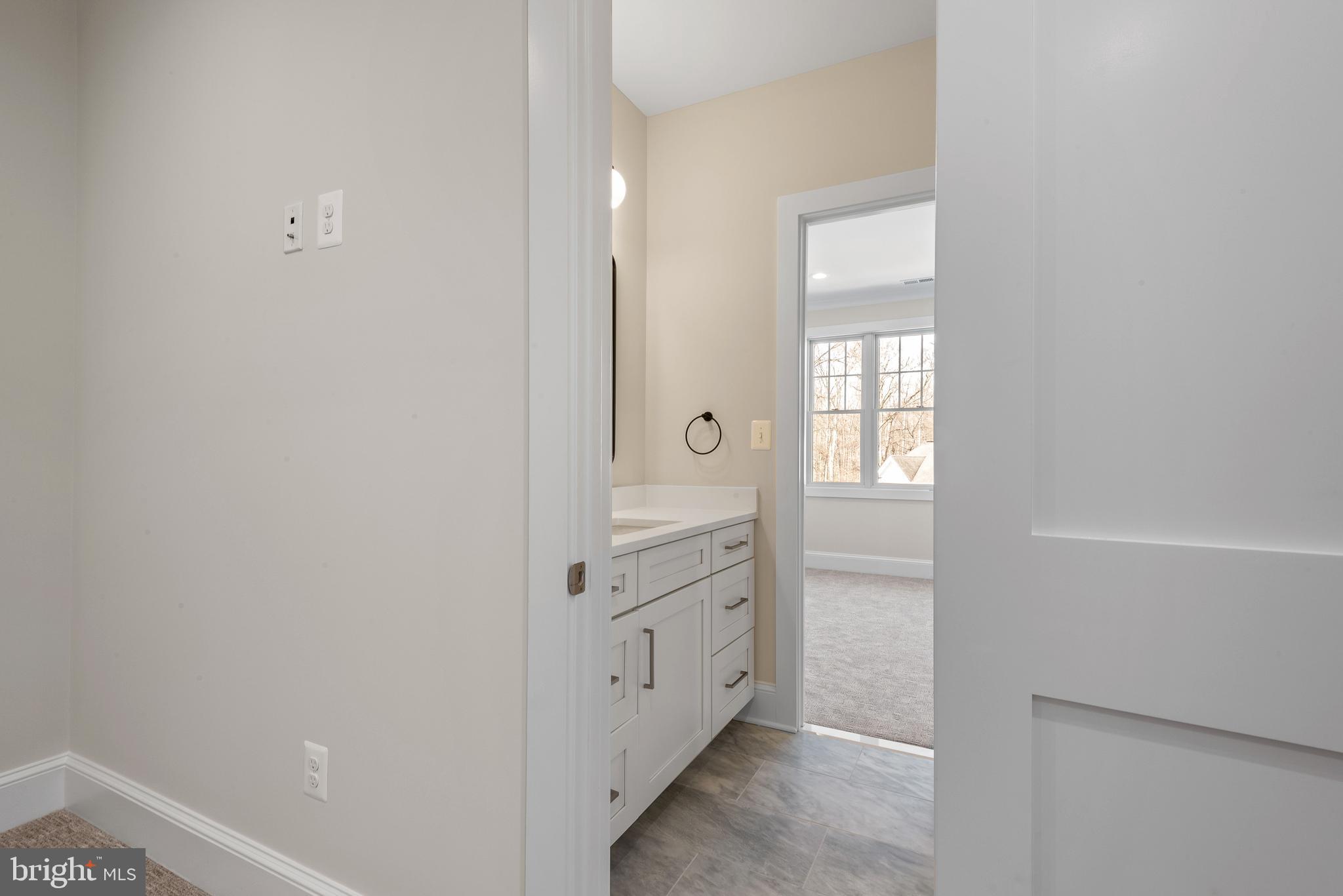 SELBY ON THE BAY - Residential