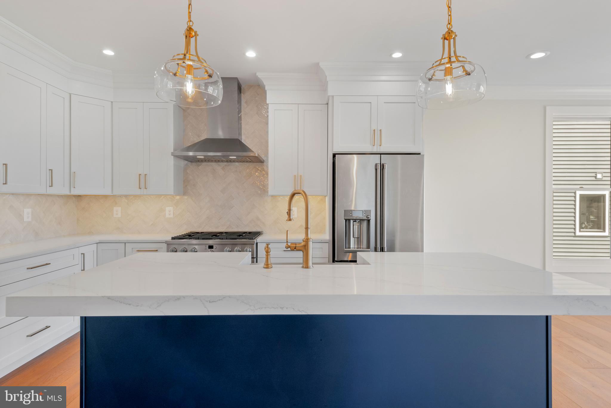 SELBY ON THE BAY - Residential