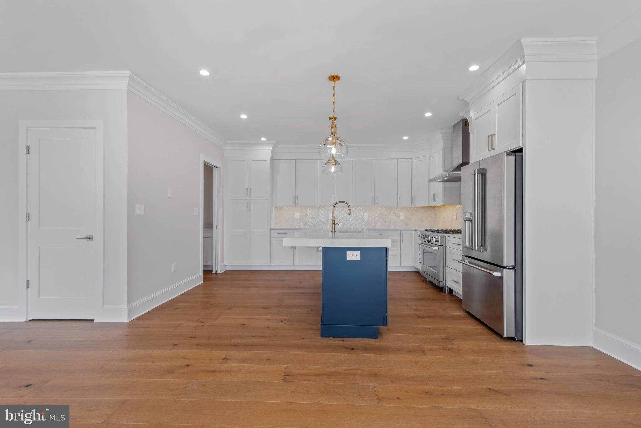 SELBY ON THE BAY - Residential