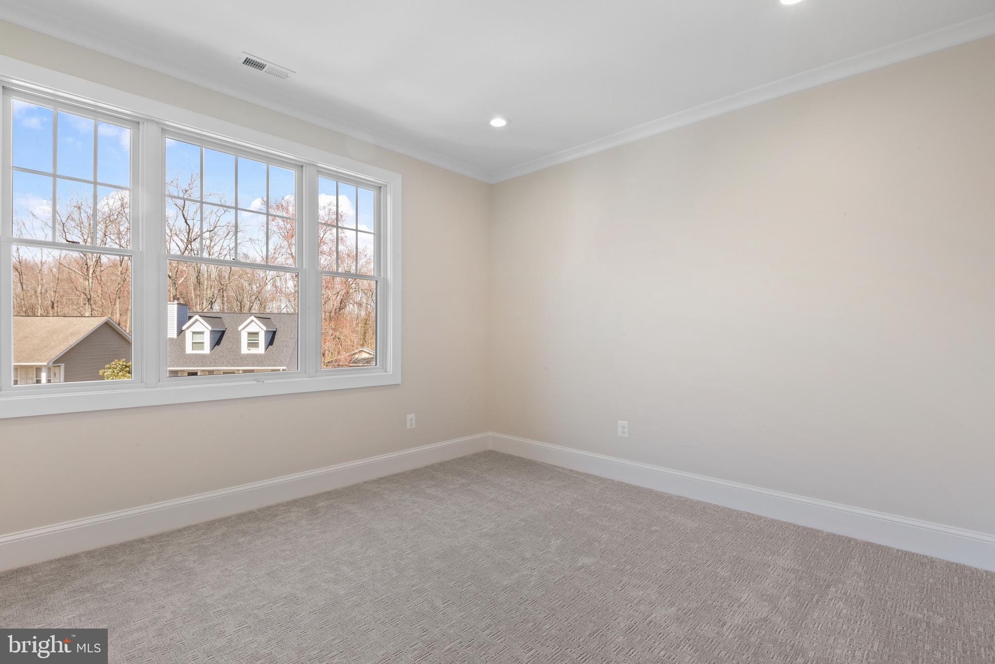 SELBY ON THE BAY - Residential