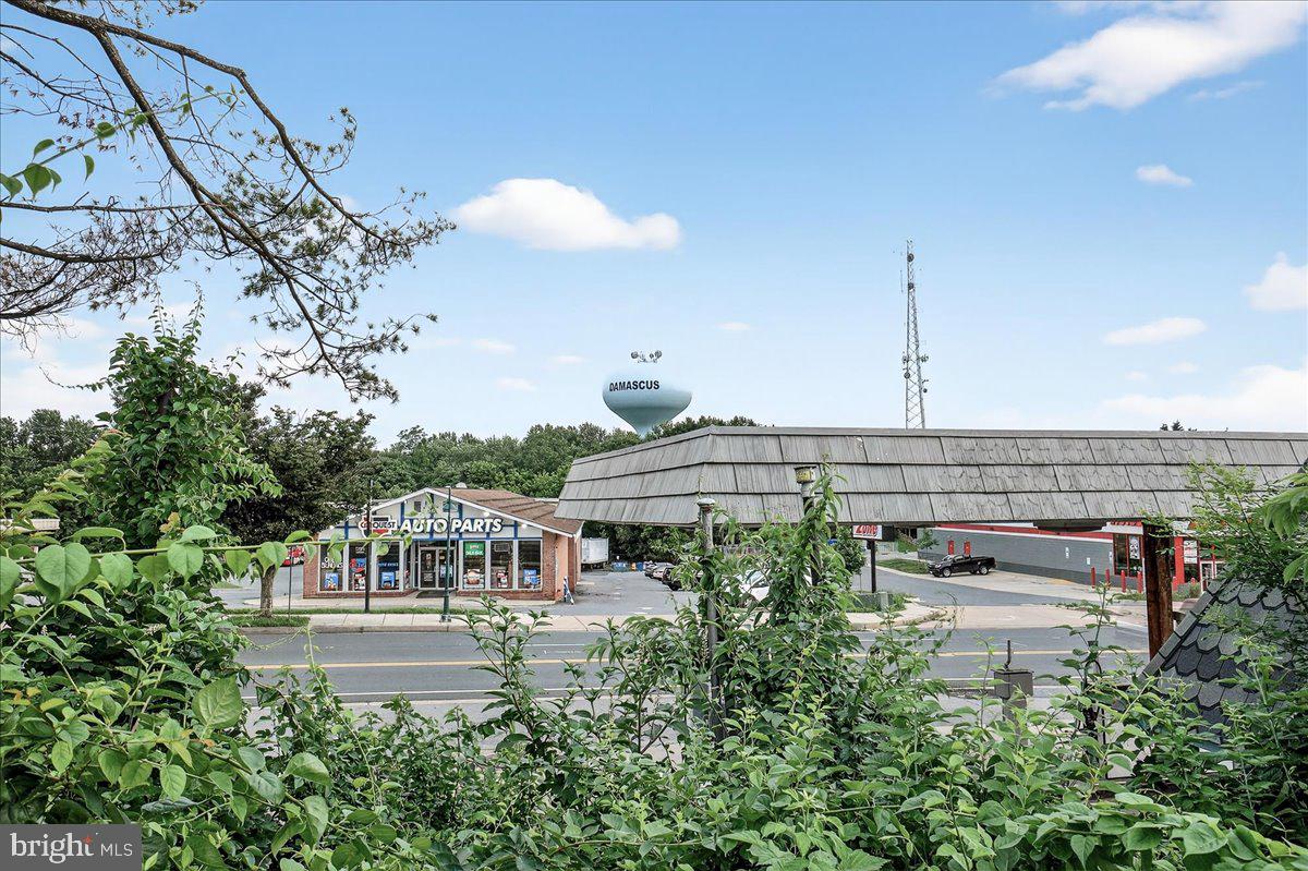 DAMASCUS VALLEY PARK - Residential