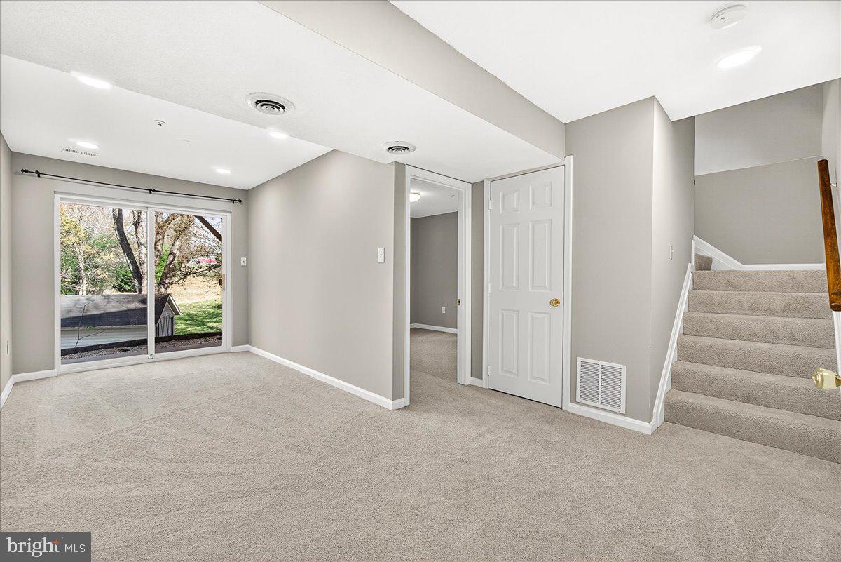 DAMASCUS VALLEY PARK - Residential