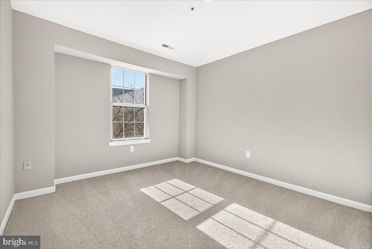 DAMASCUS VALLEY PARK - Residential