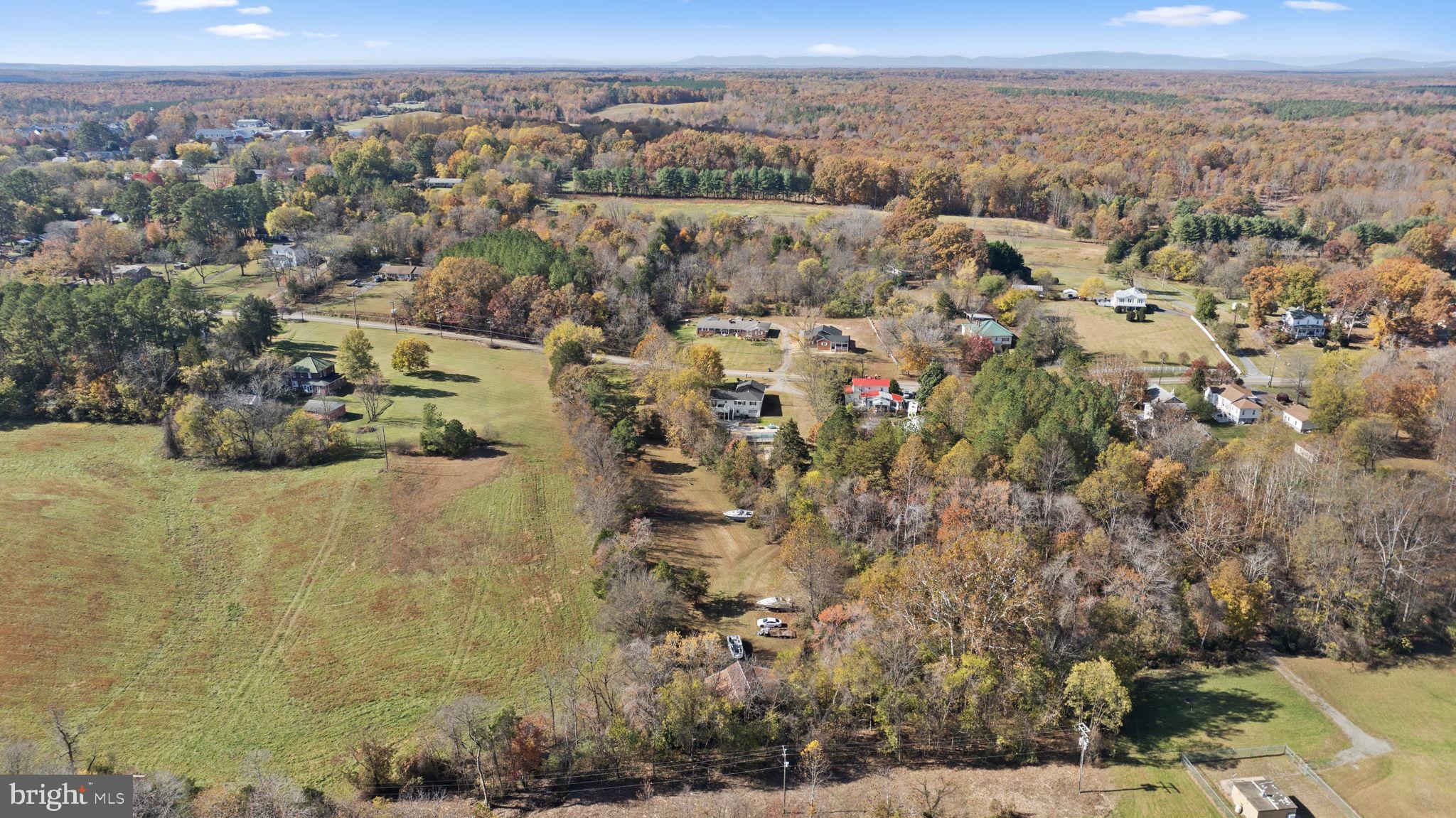 TOWN OF LOUISA - Residential