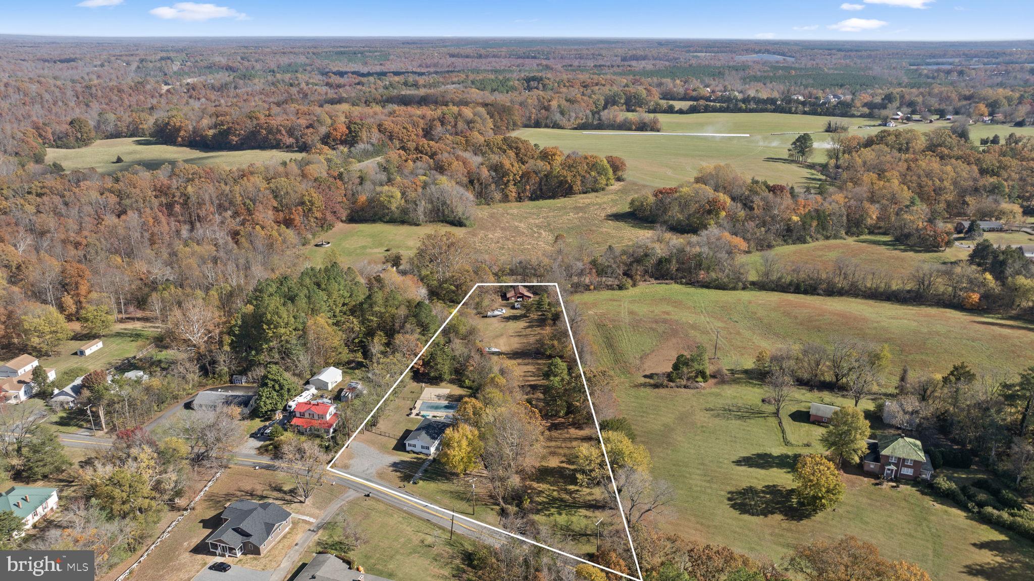 TOWN OF LOUISA - Residential