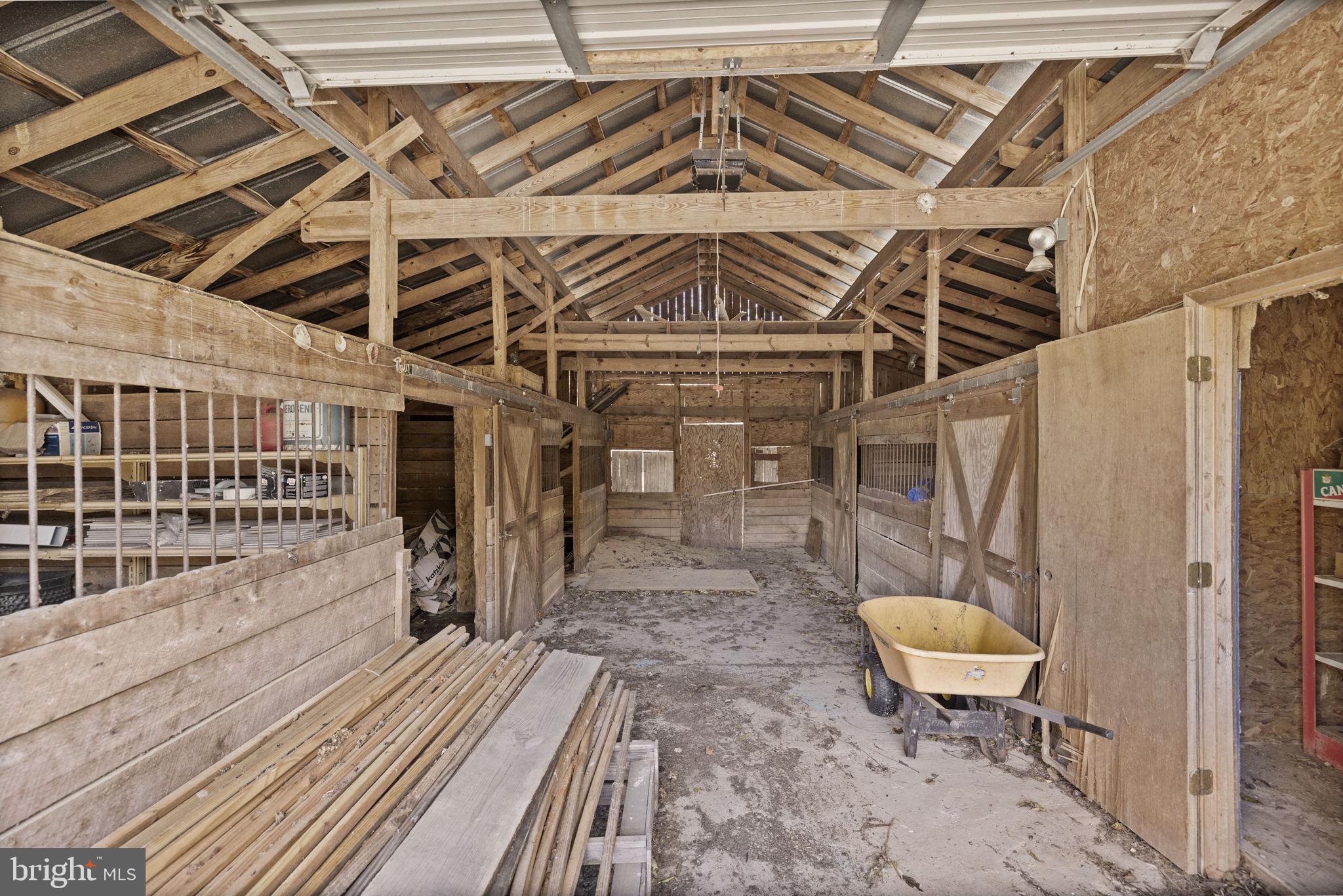 TOWN OF LOUISA - Residential