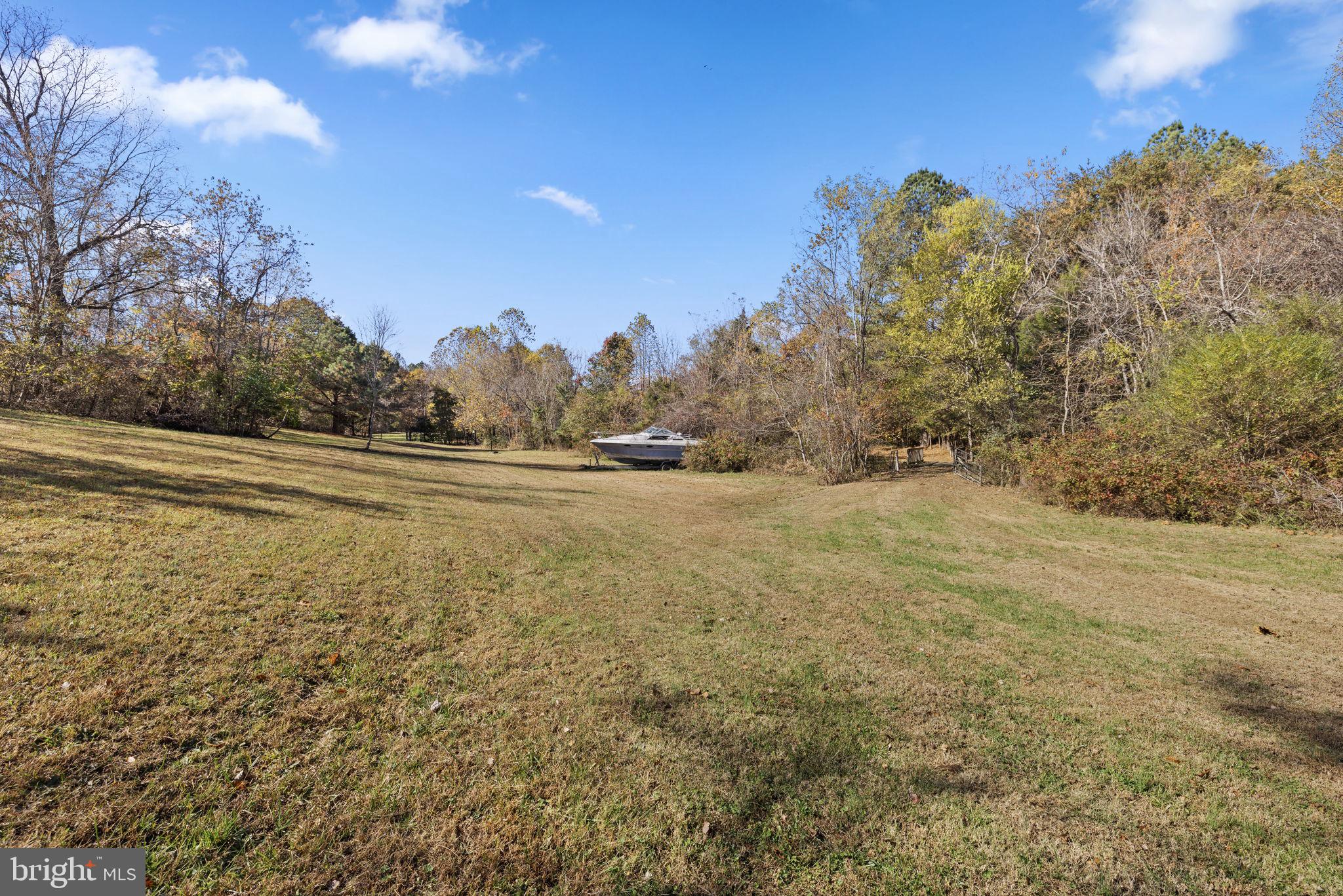 TOWN OF LOUISA - Residential