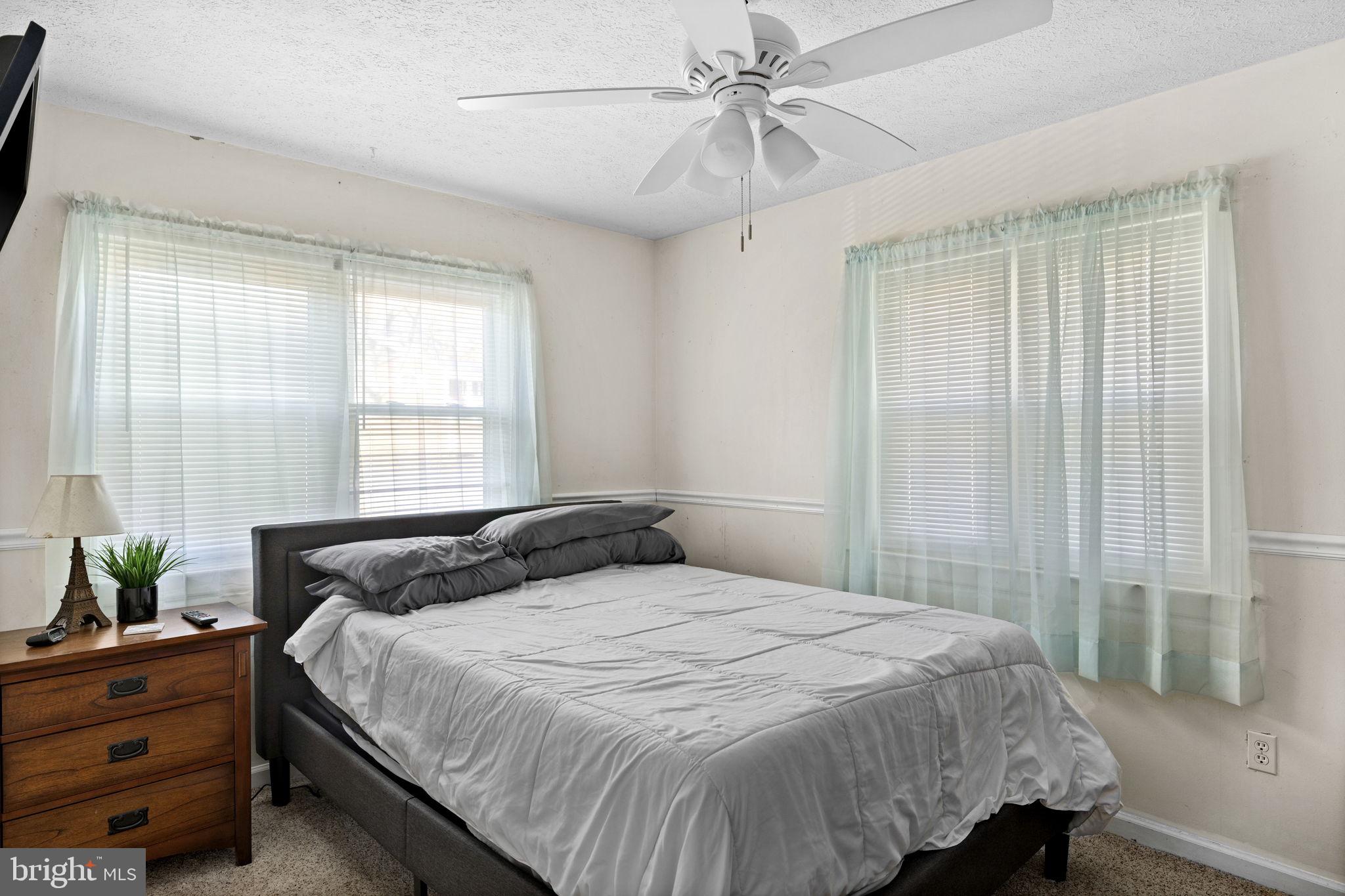 TOWN OF LOUISA - Residential