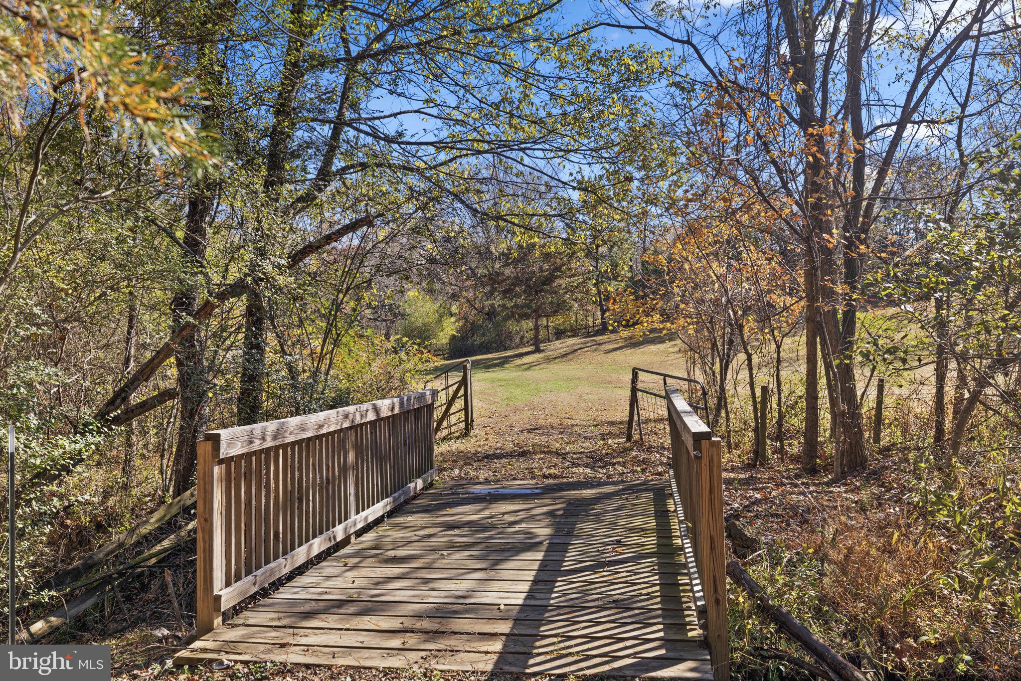 TOWN OF LOUISA - Residential