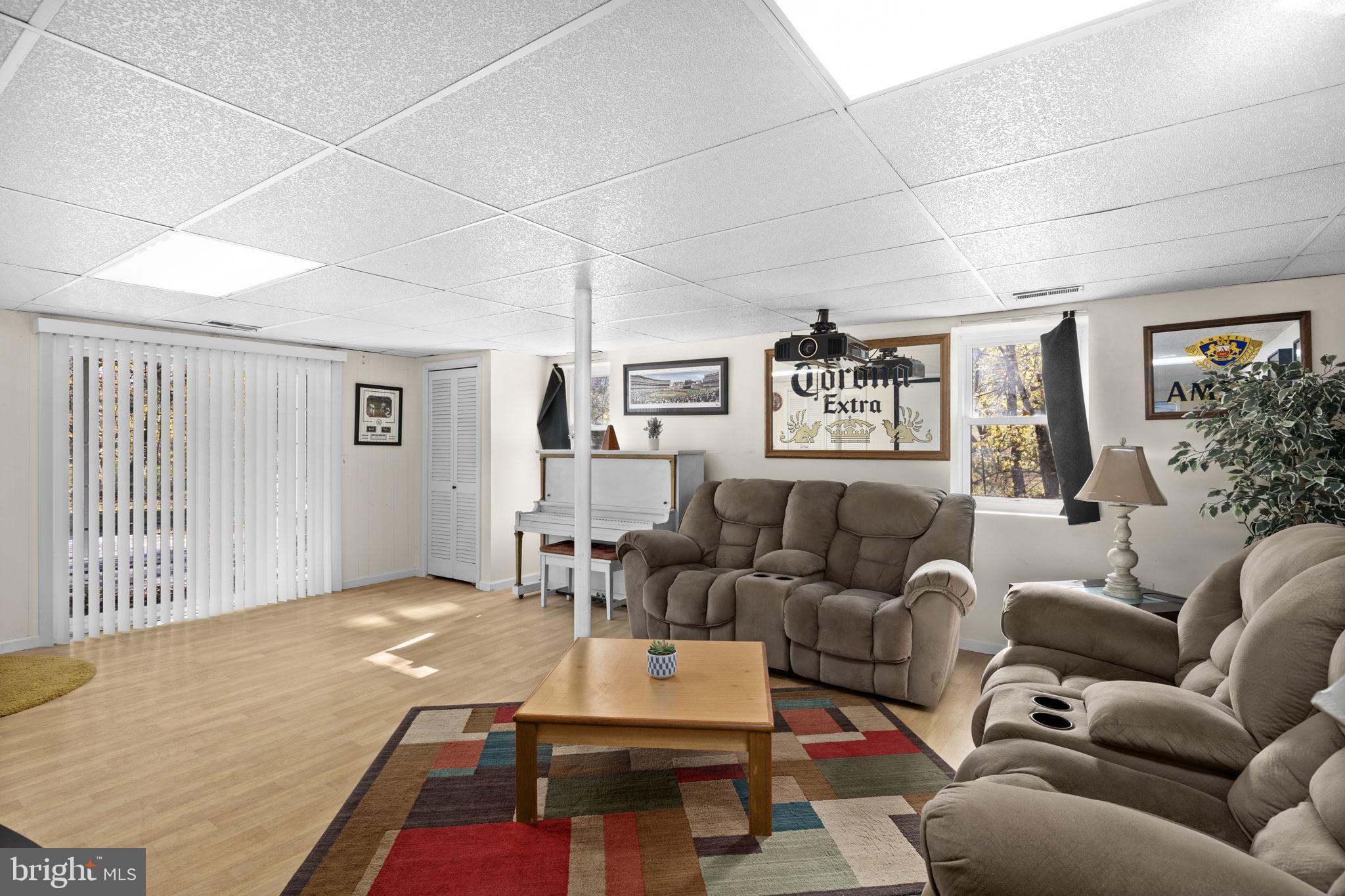 TOWN OF LOUISA - Residential