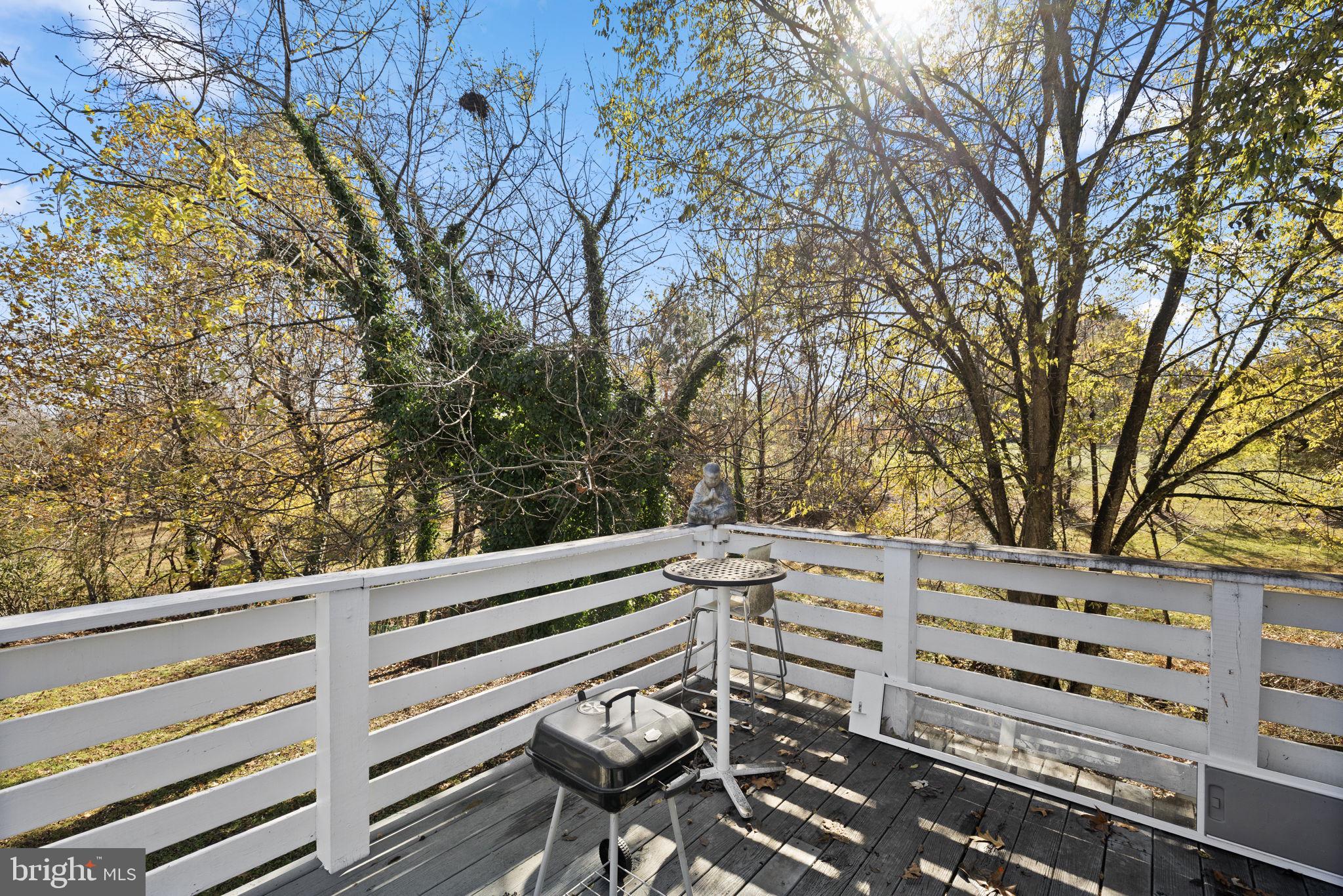 TOWN OF LOUISA - Residential