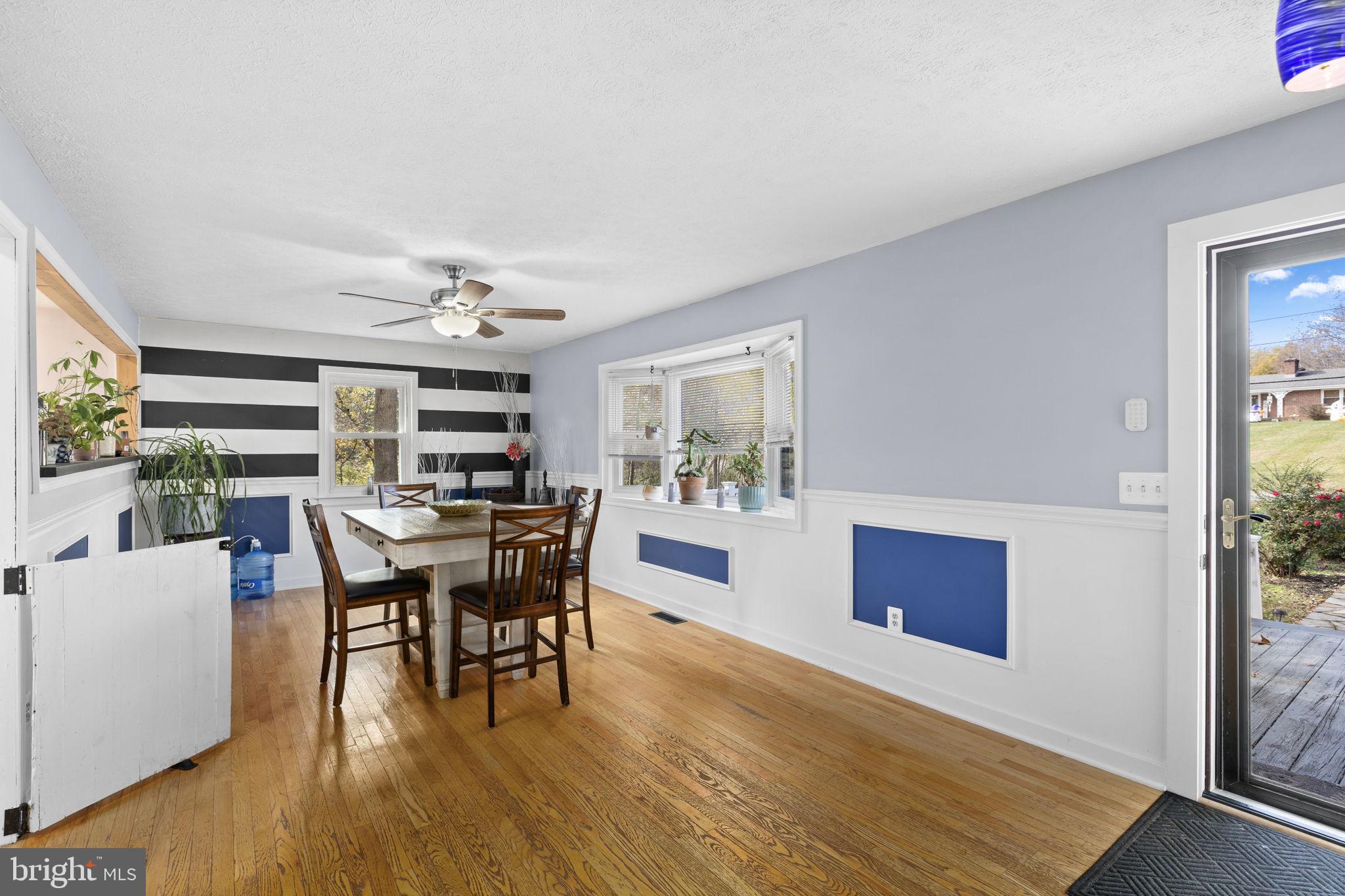 TOWN OF LOUISA - Residential