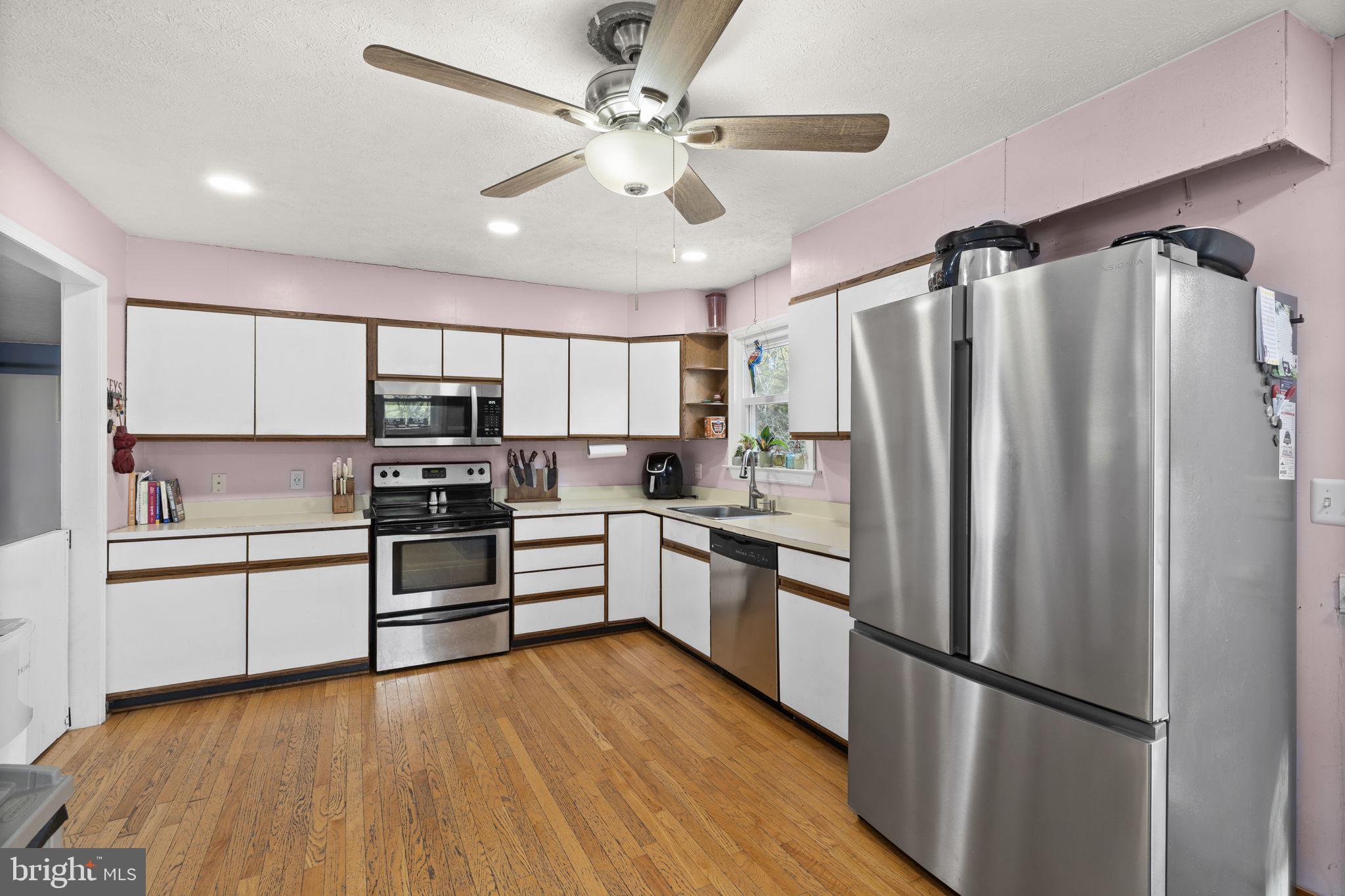 TOWN OF LOUISA - Residential