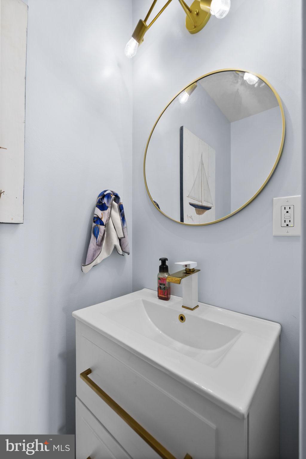 TOWN OF LOUISA - Residential