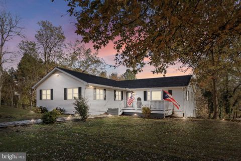 217 ELLISVILLE DRIVE LOUISA VA 23093