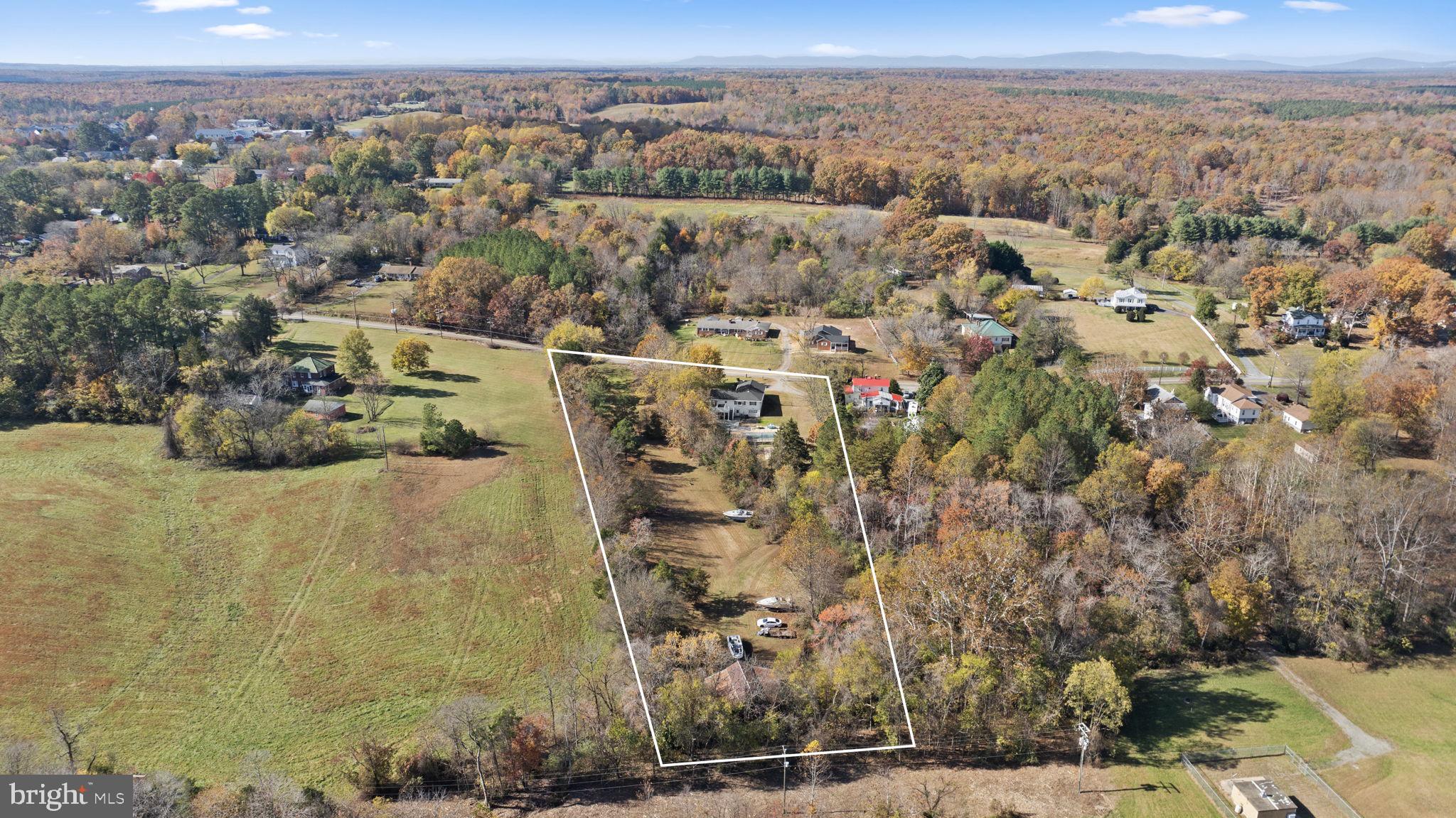 TOWN OF LOUISA - Residential