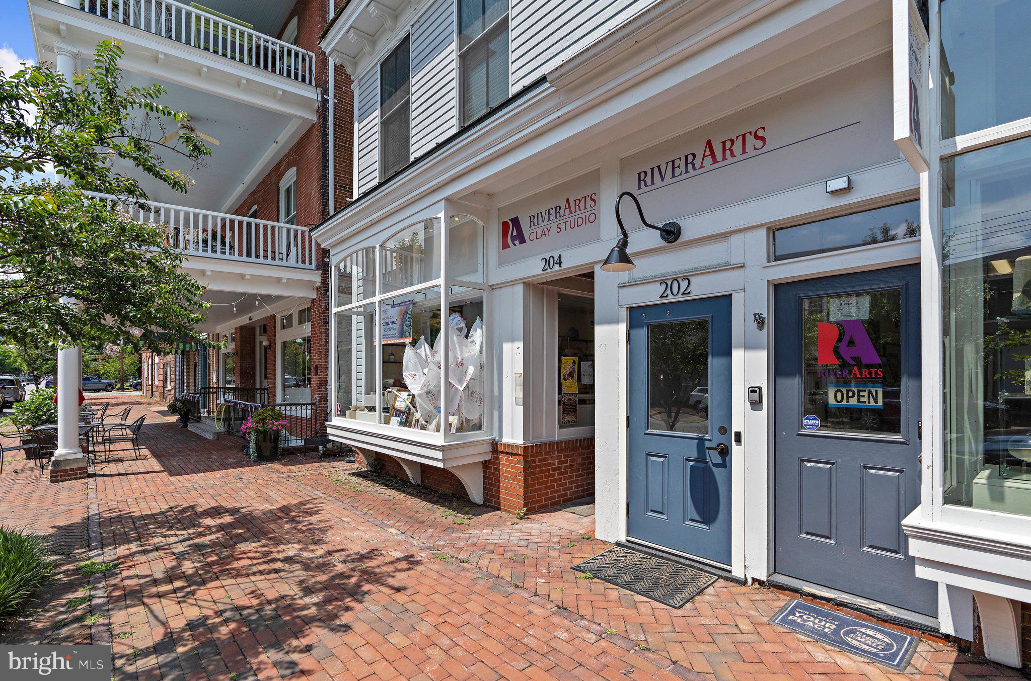 200 HIGH STREET 204