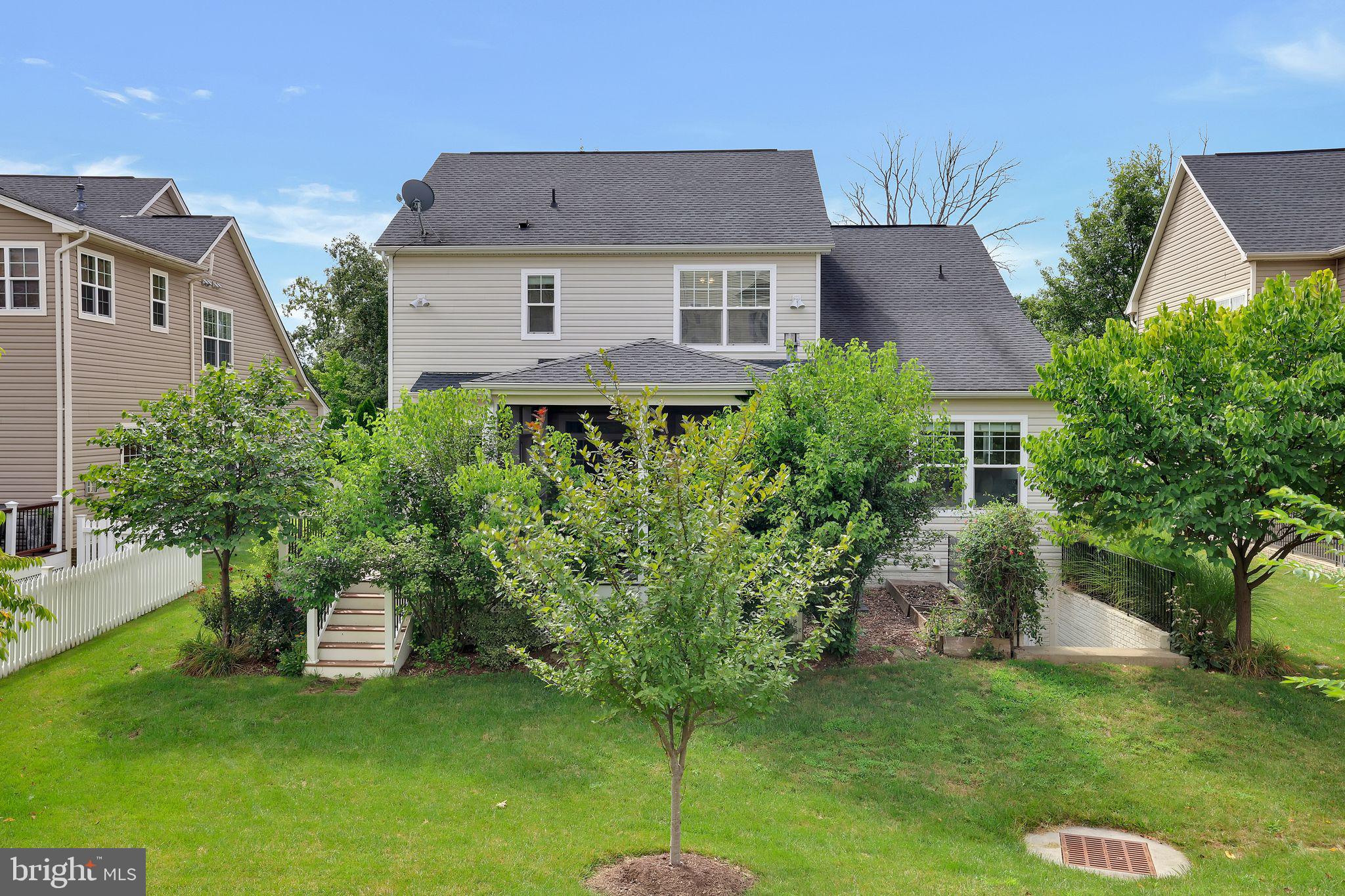 20997 POTOMAC TRAIL CIRCLE