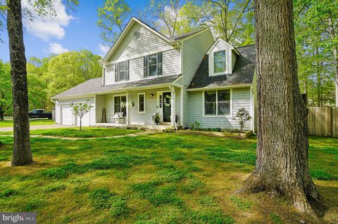 Photo of 5208 Hawk Channel Drive, WEST RIVER, MD 20778 (MLS # MDAA2142144)