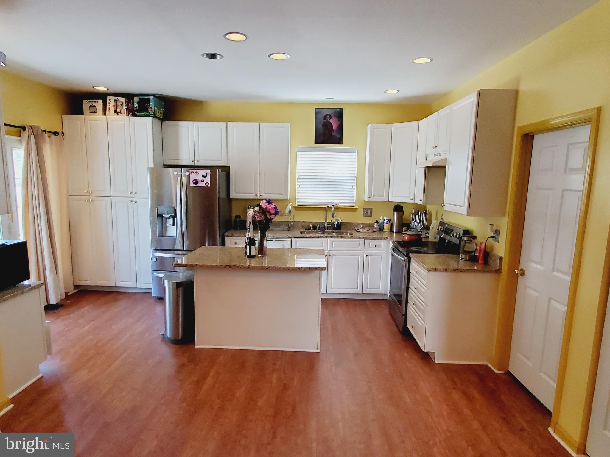 GRANDE VIEW PARK - Residential