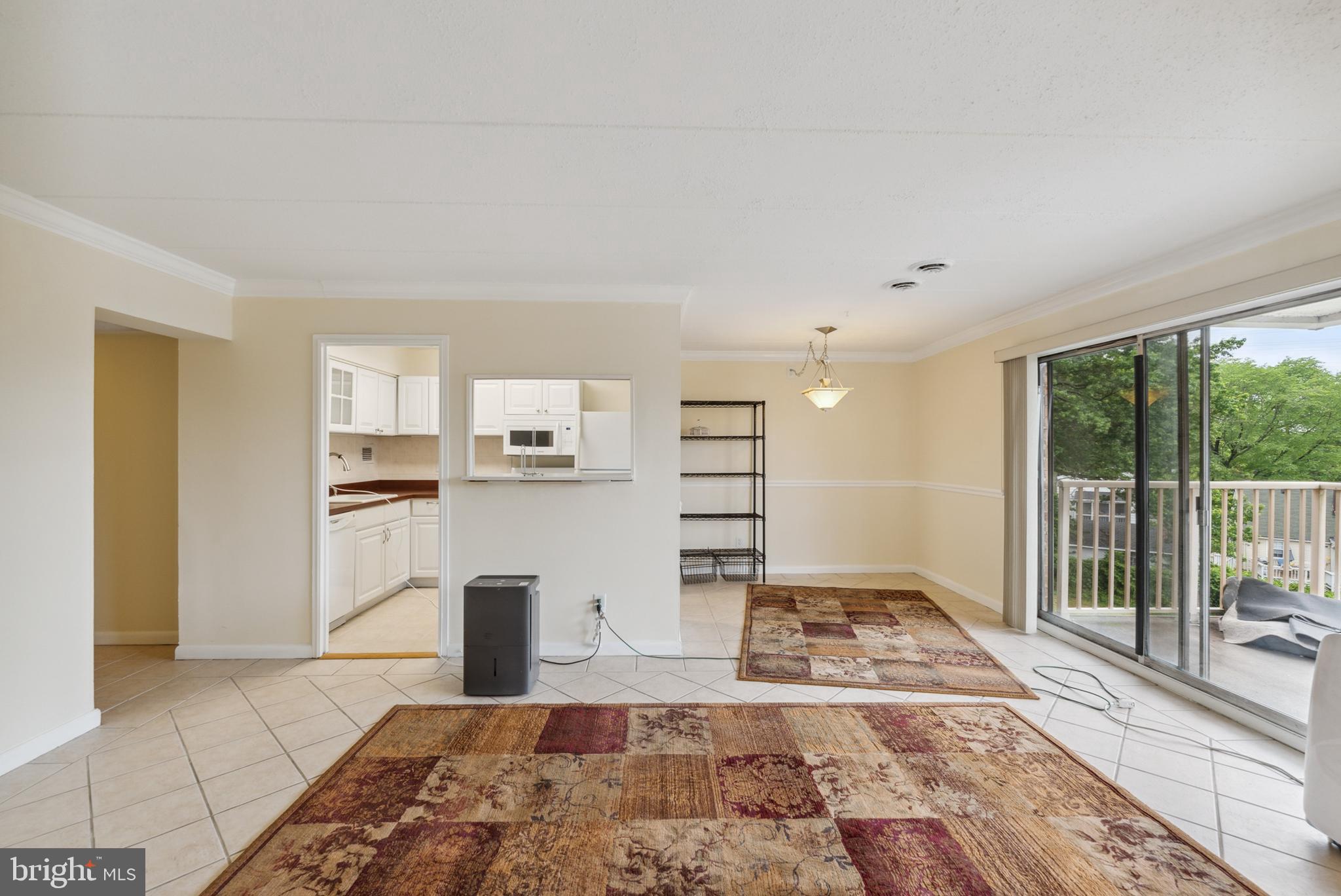 HUNTINGTON CLUB - Residential